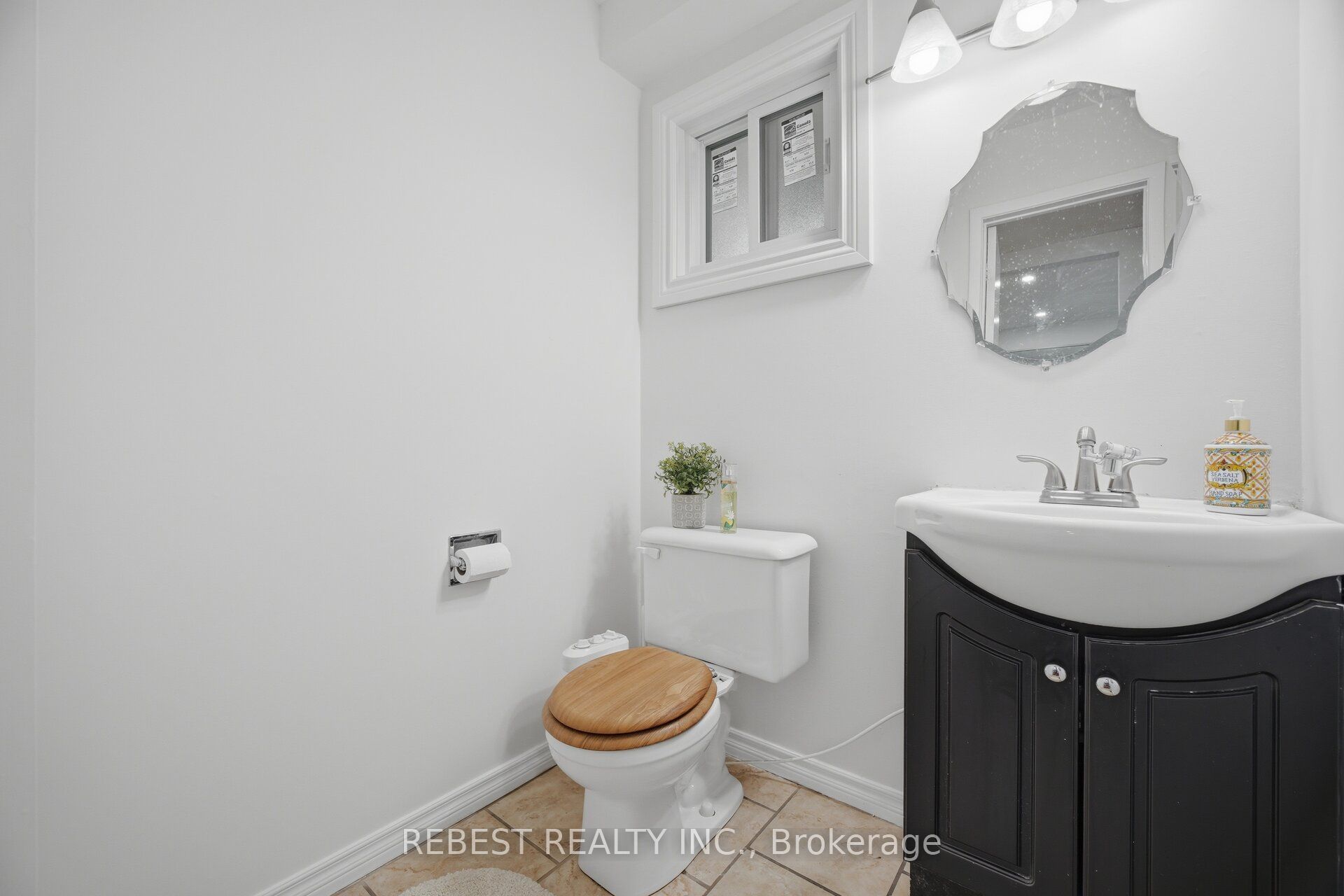 3120 Mccarron Crescent Property Photo 16