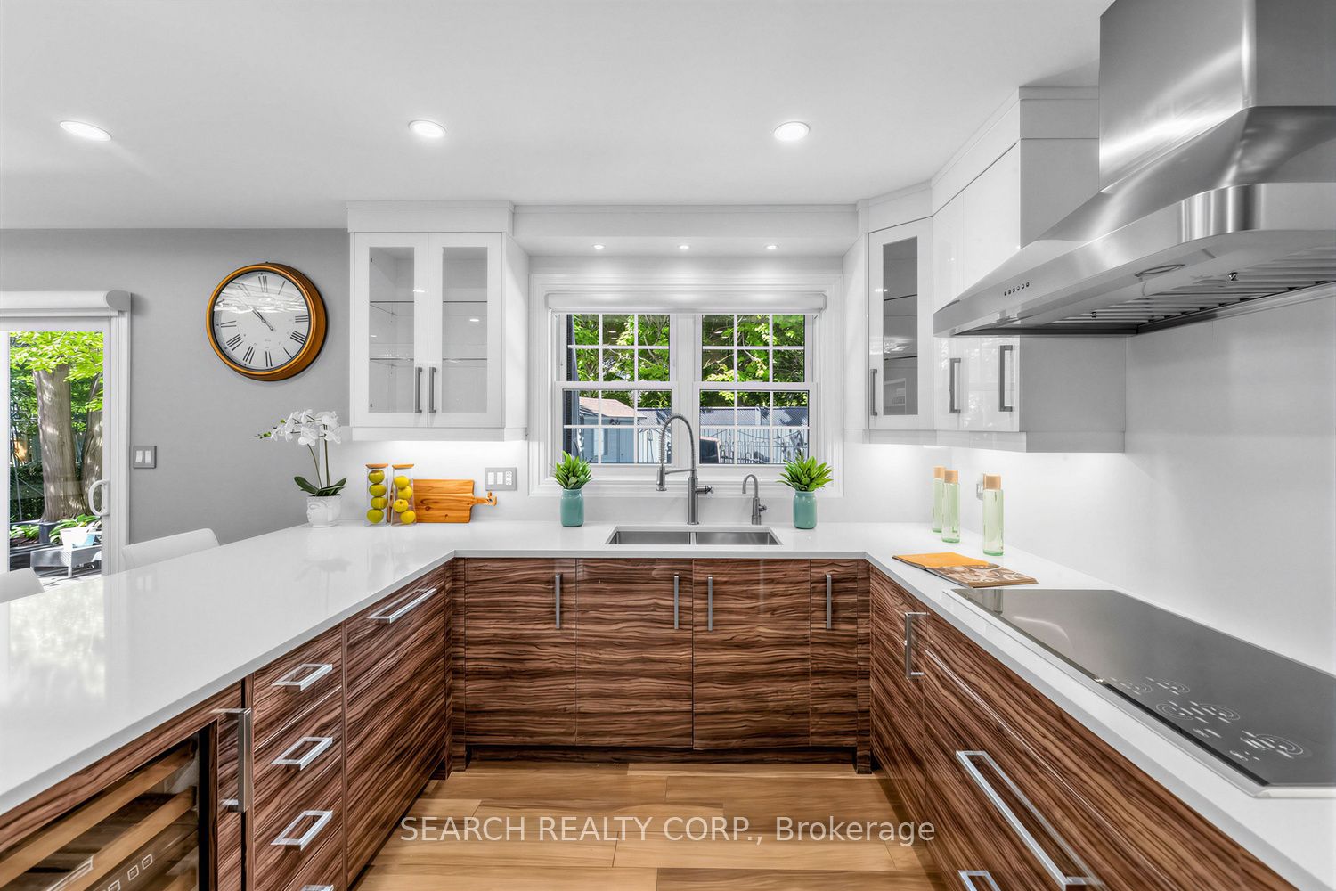 1421 Watersedge Road Property Photo 15