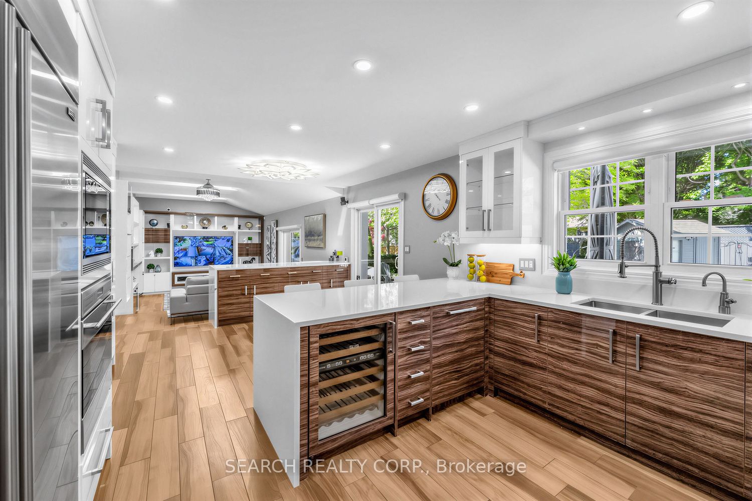 1421 Watersedge Road Property Photo 17