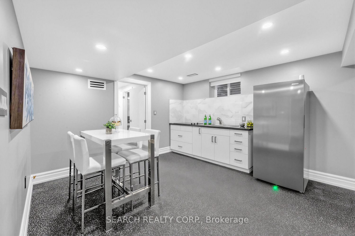 1421 Watersedge Road Property Photo 34