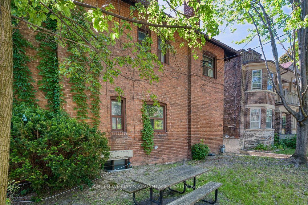 24 Indian Road Crescent Property Photo 3