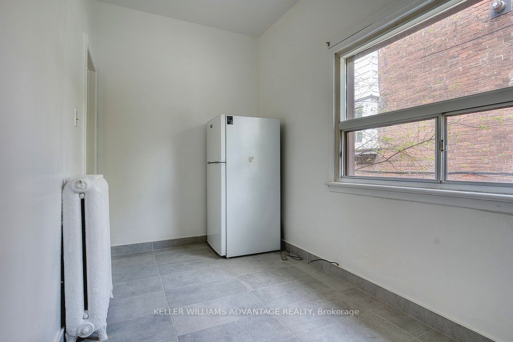 24 Indian Road Crescent Property Photo 7