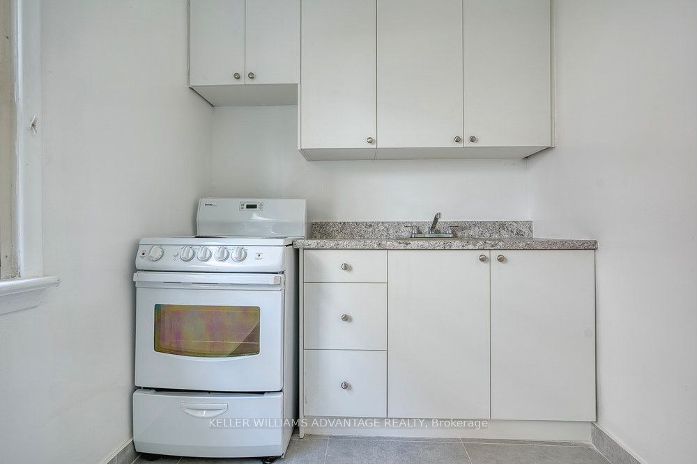 24 Indian Road Crescent Property Photo 8