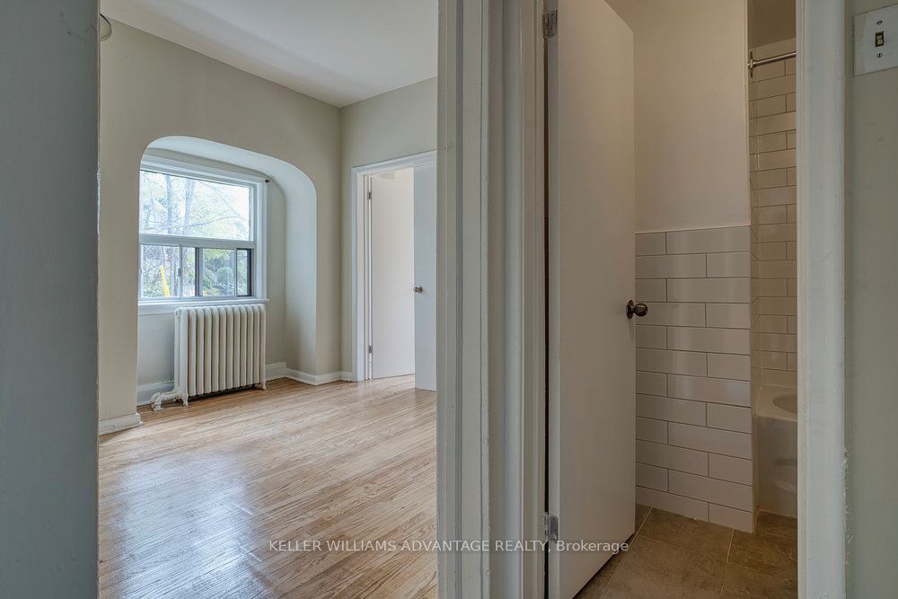 24 Indian Road Crescent Property Photo 9