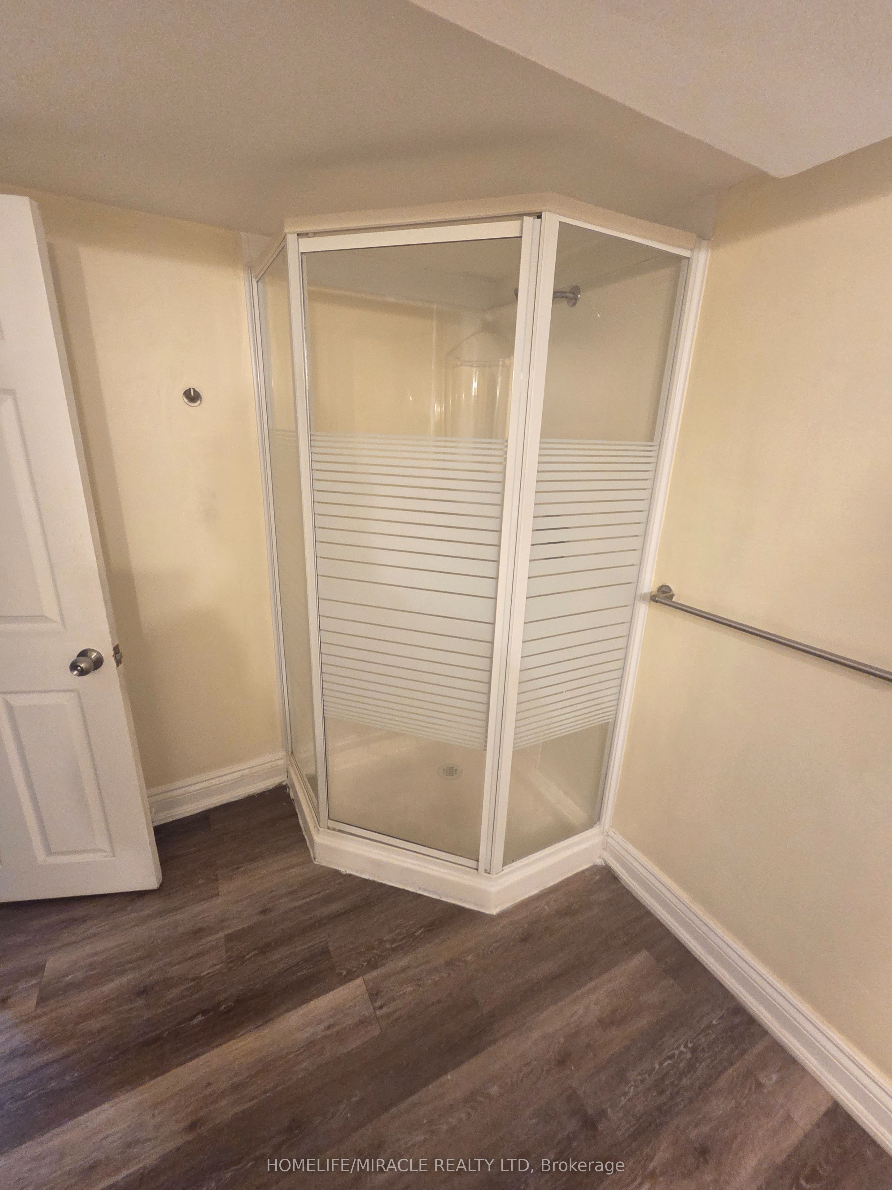 6 Sterne Avenue Property Photo 5