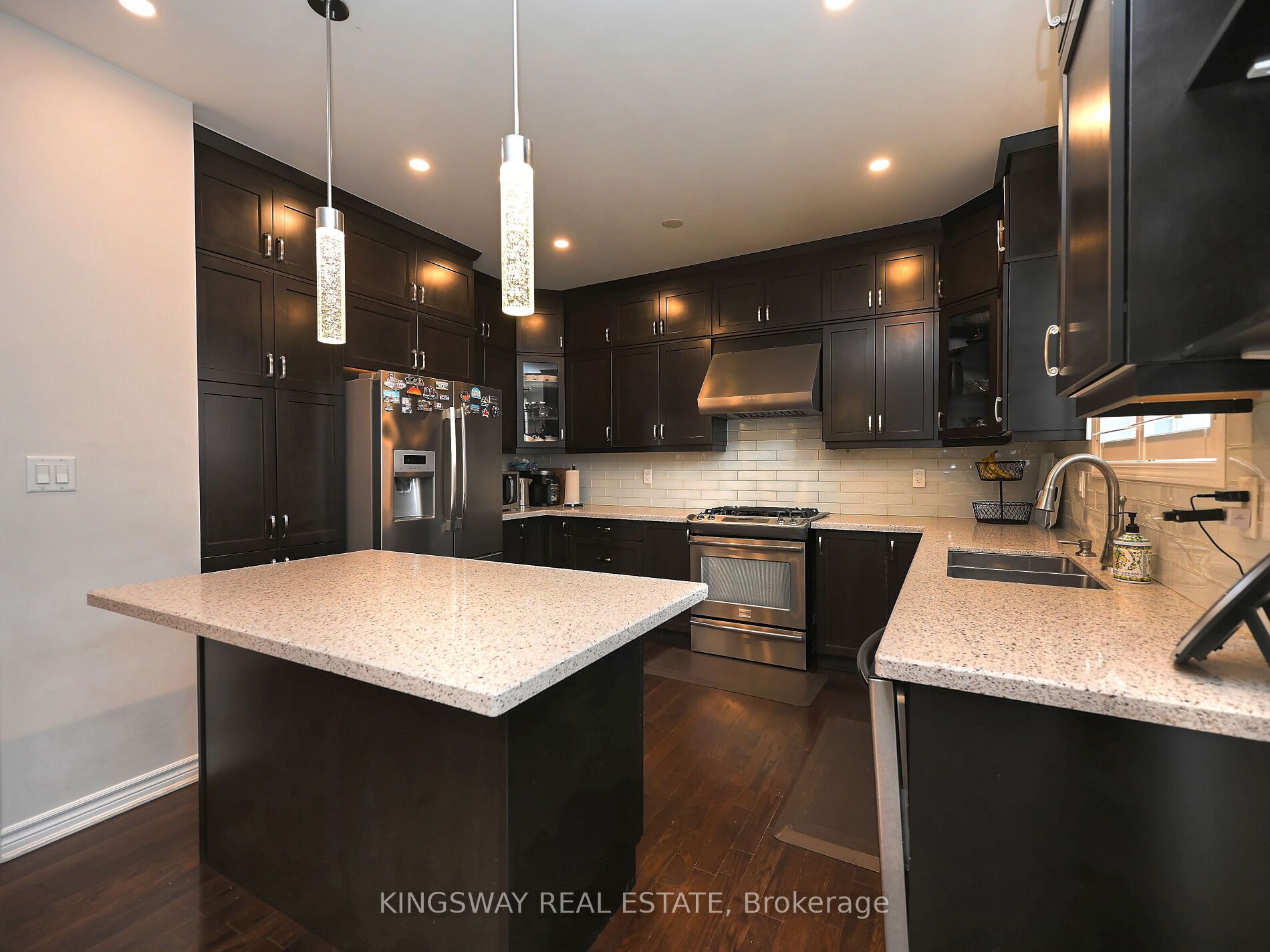 620 Langholm Street Property Photo 15