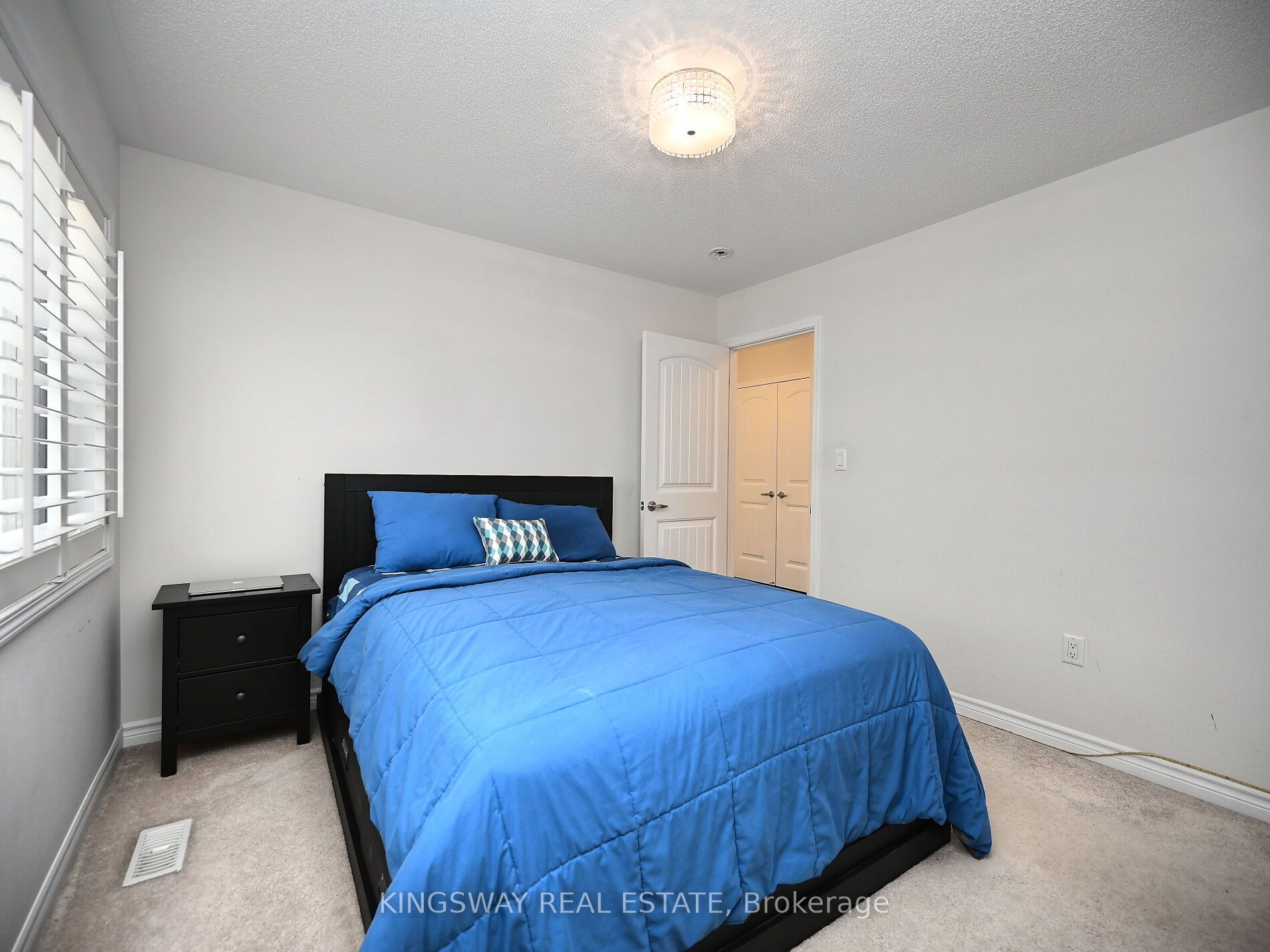 620 Langholm Street Property Photo 27