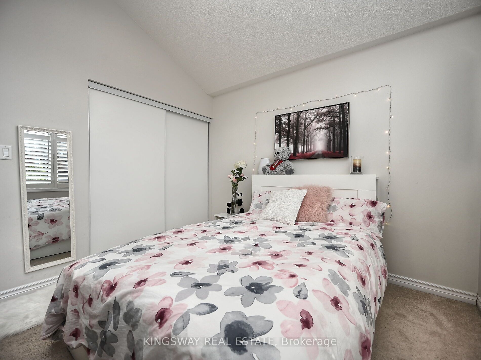 620 Langholm Street Property Photo 30