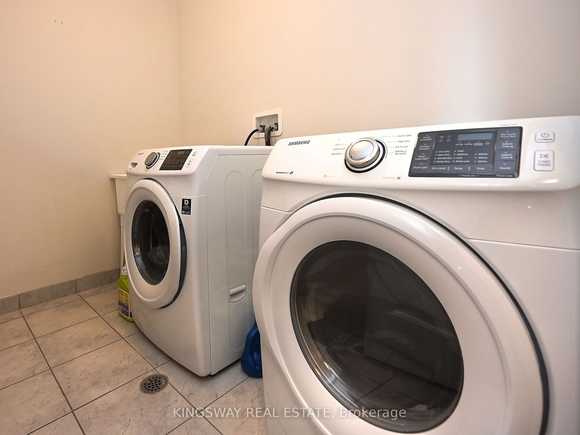 620 Langholm Street Property Photo 32