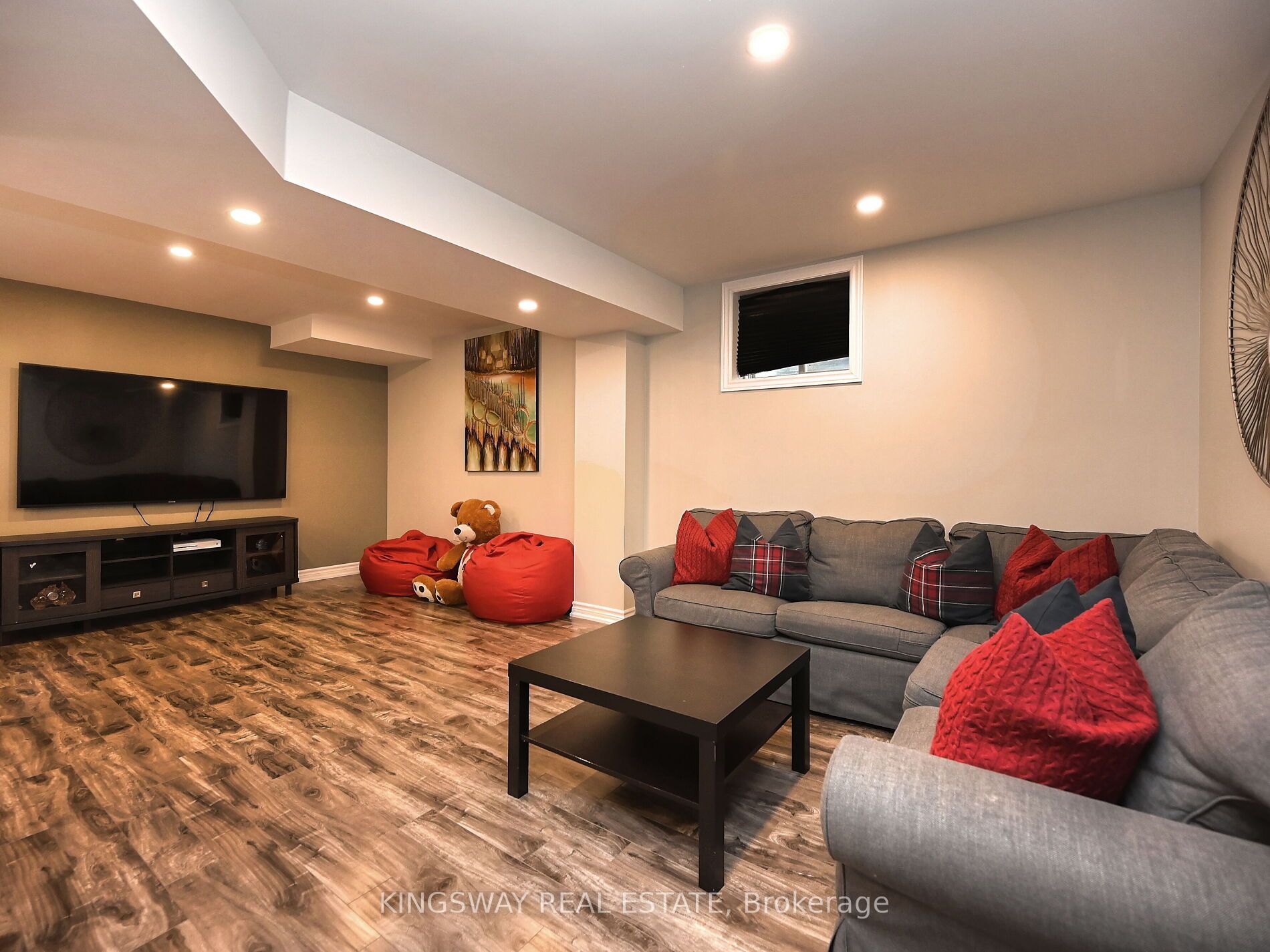 620 Langholm Street Property Photo 34