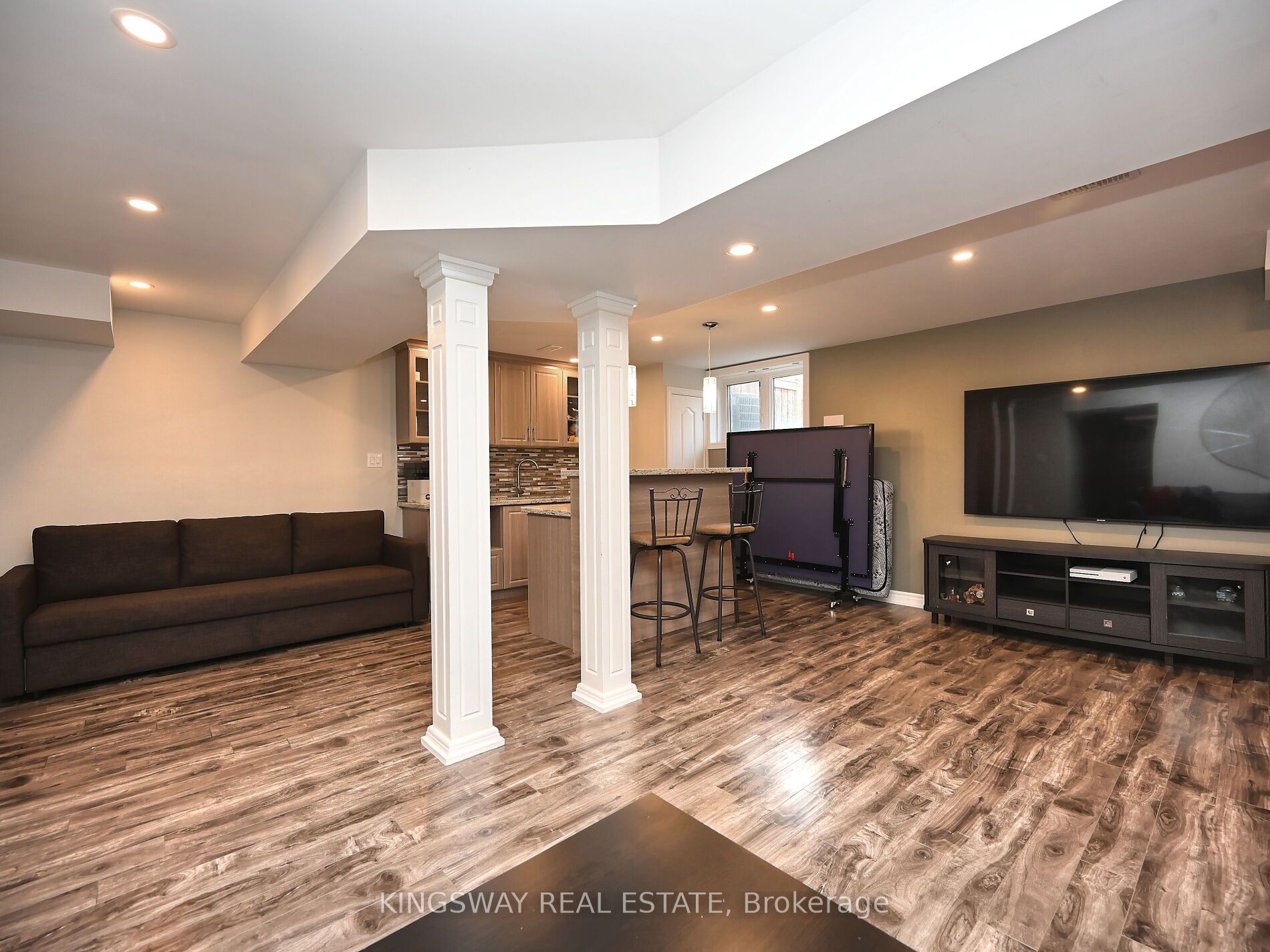 620 Langholm Street Property Photo 36
