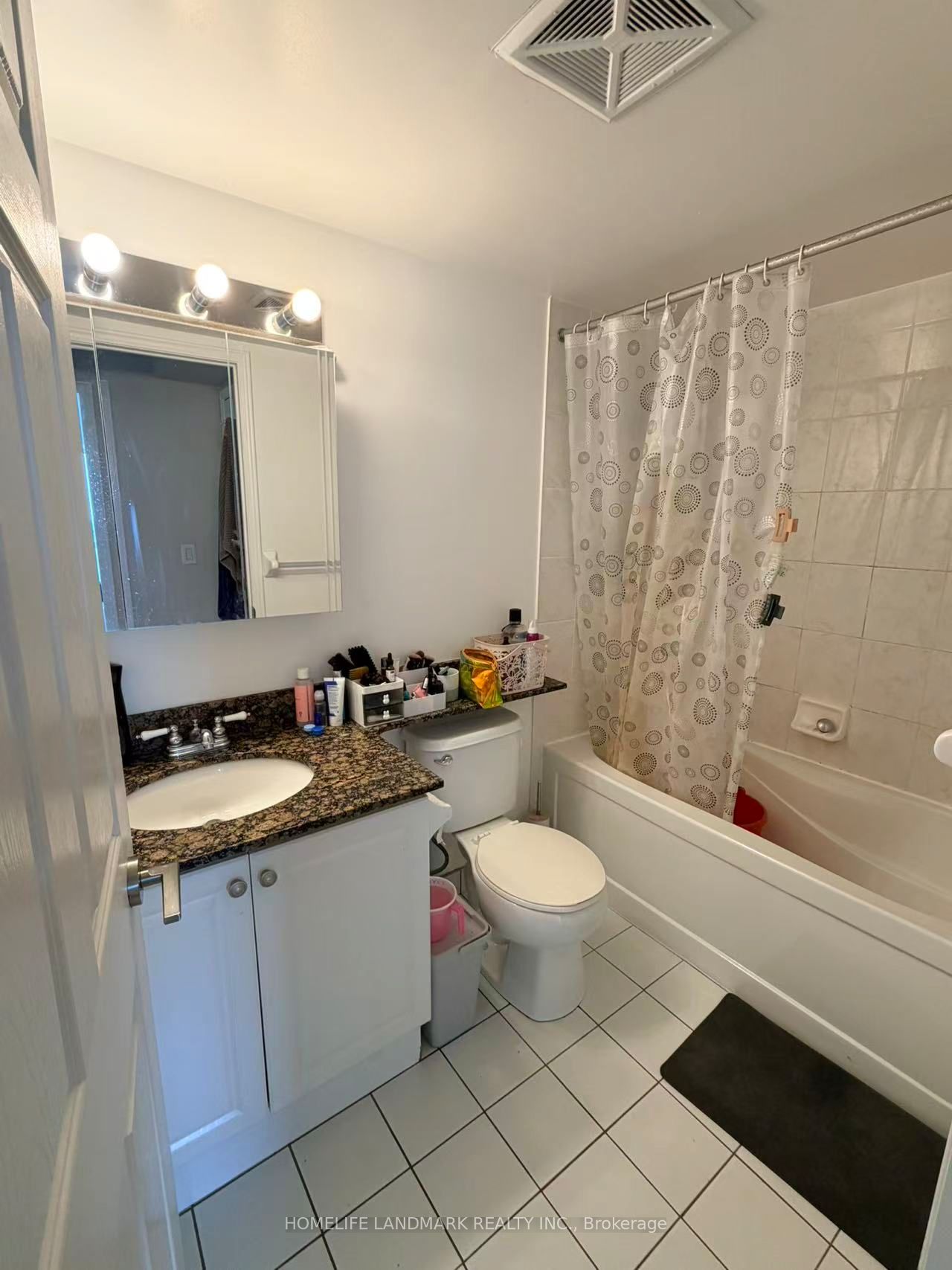 W13530182 Property Photo 12