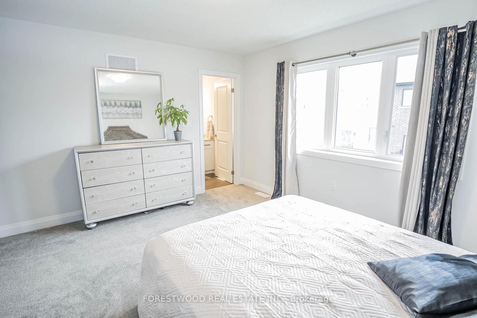 53 Humberstone Drive Property Photo 31