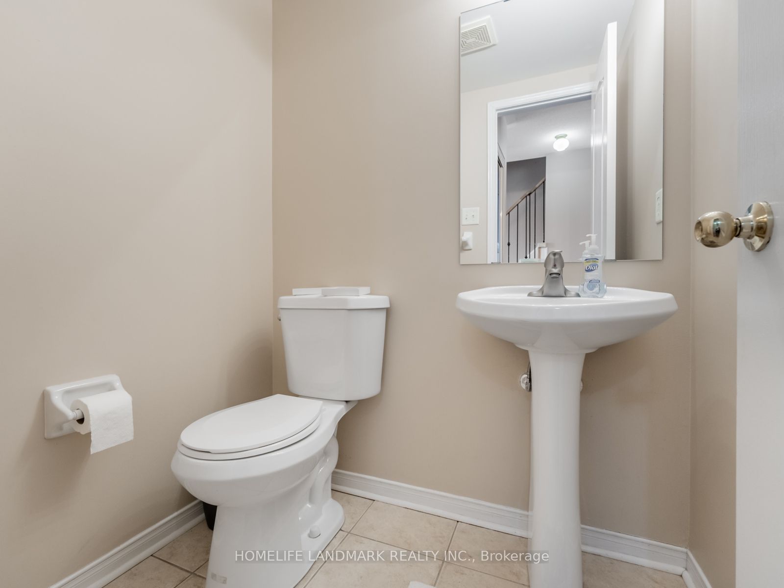 4950 Albina Way 28 Property Photo 17
