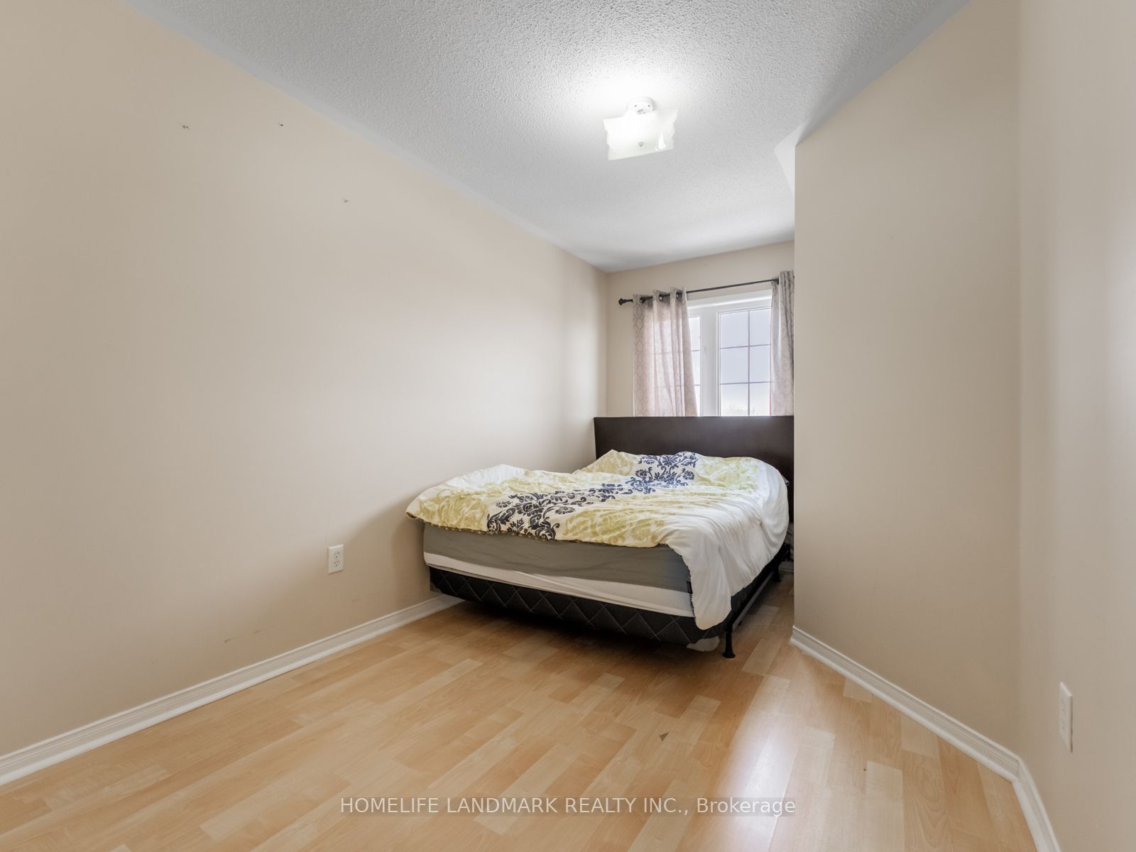 4950 Albina Way 28 Property Photo 24