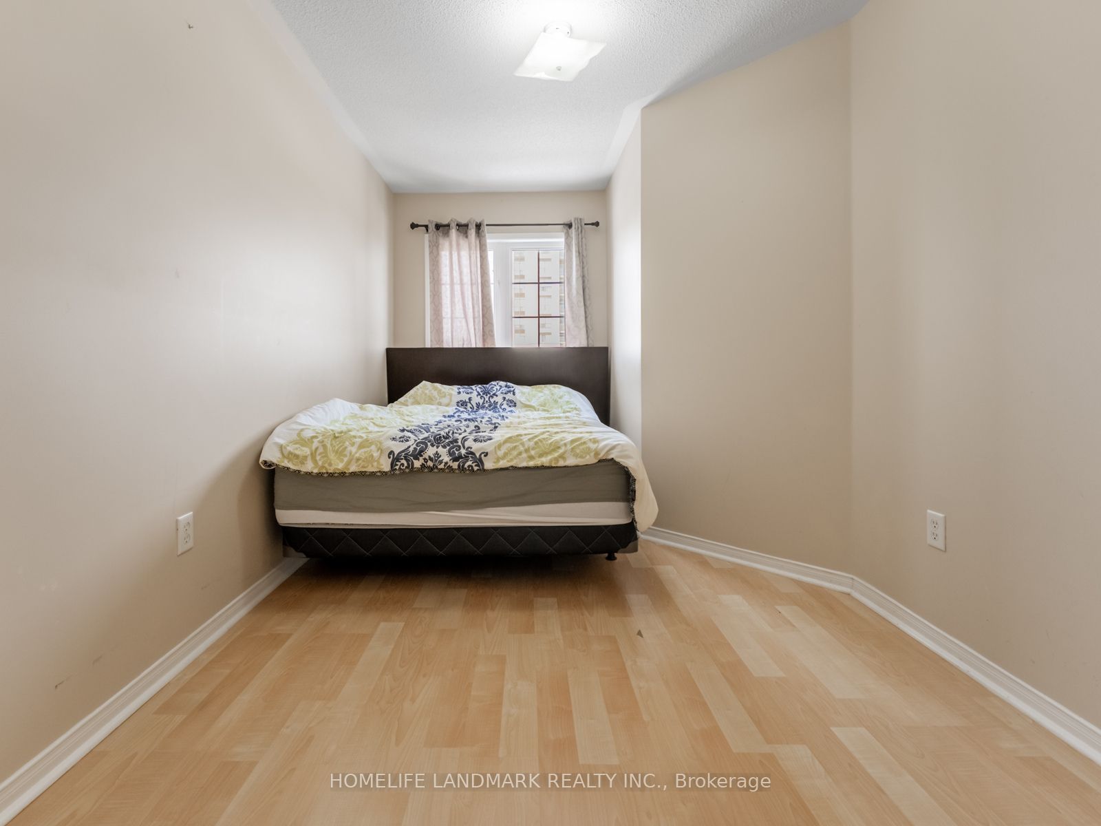 4950 Albina Way 28 Property Photo 25