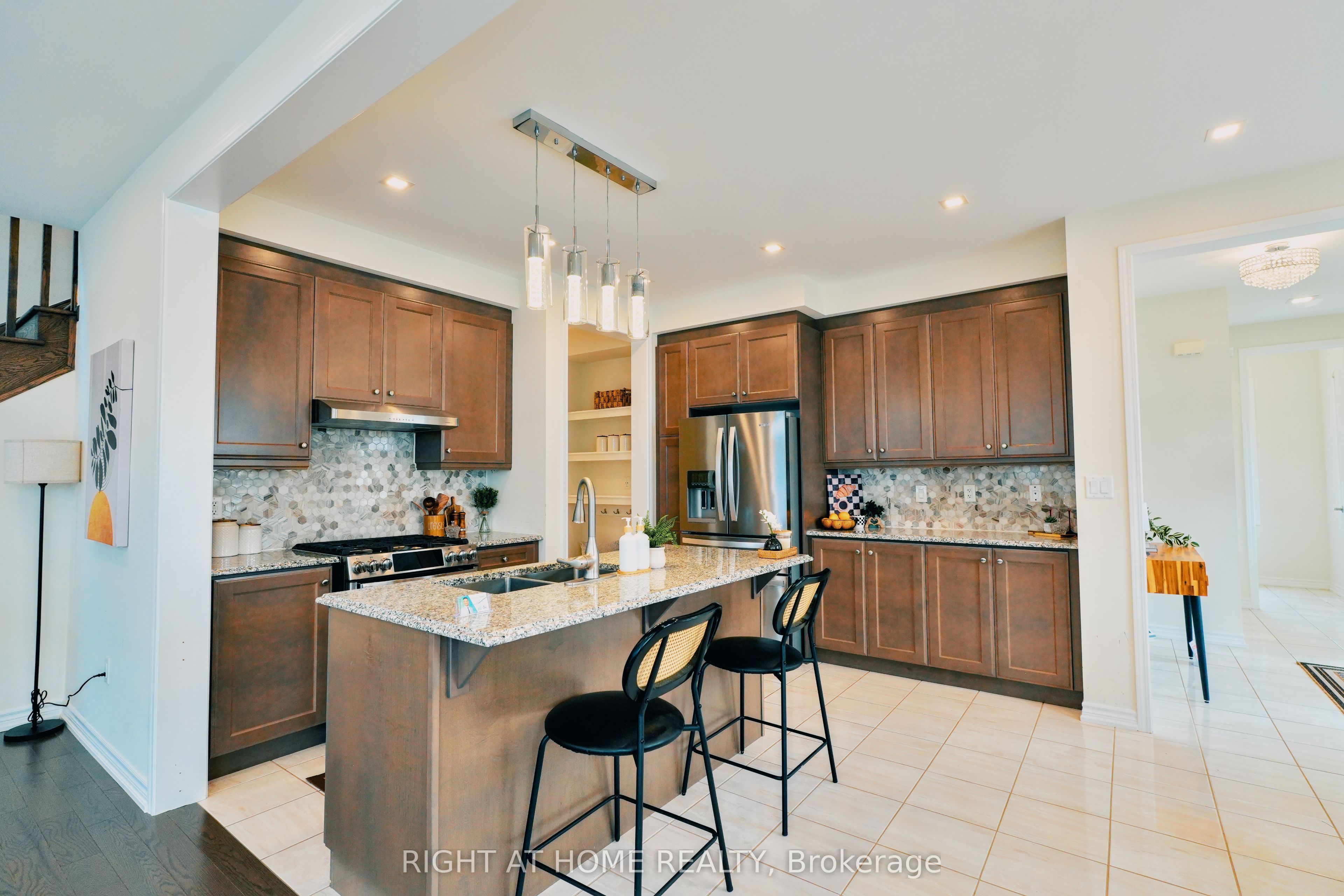 30 Boothill Drive Property Photo 18