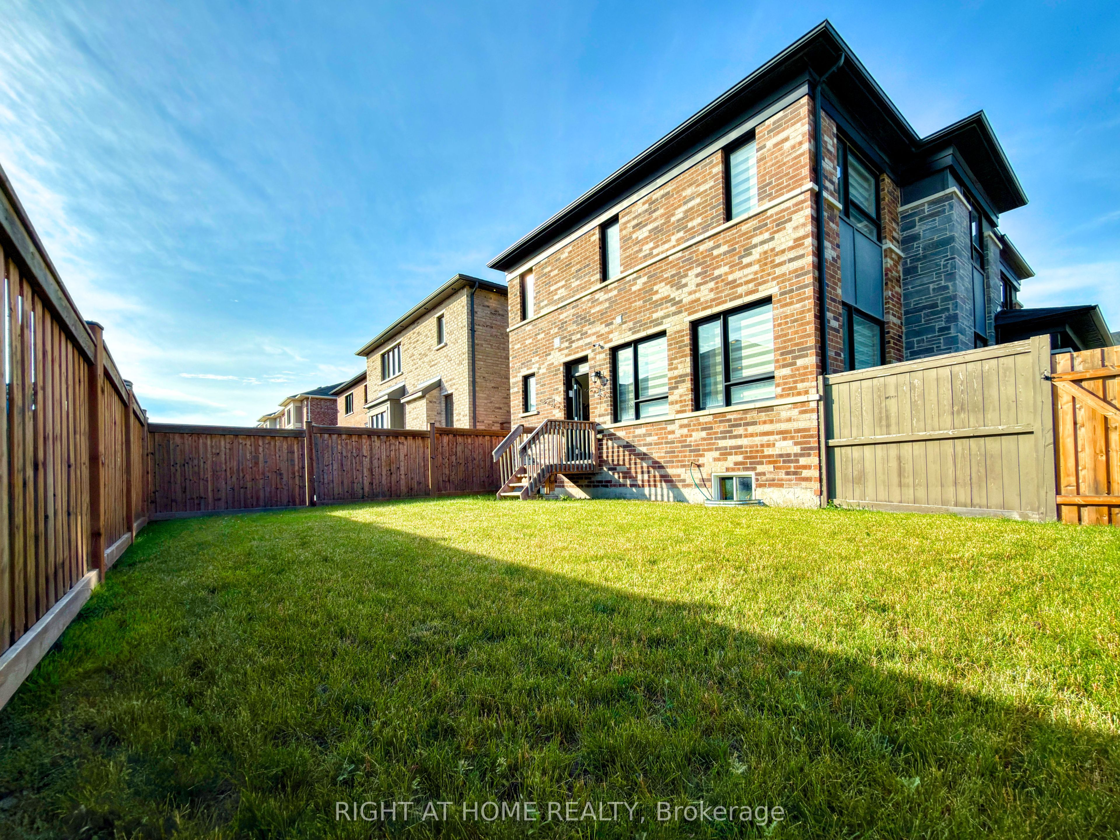 30 Boothill Drive Property Photo 41