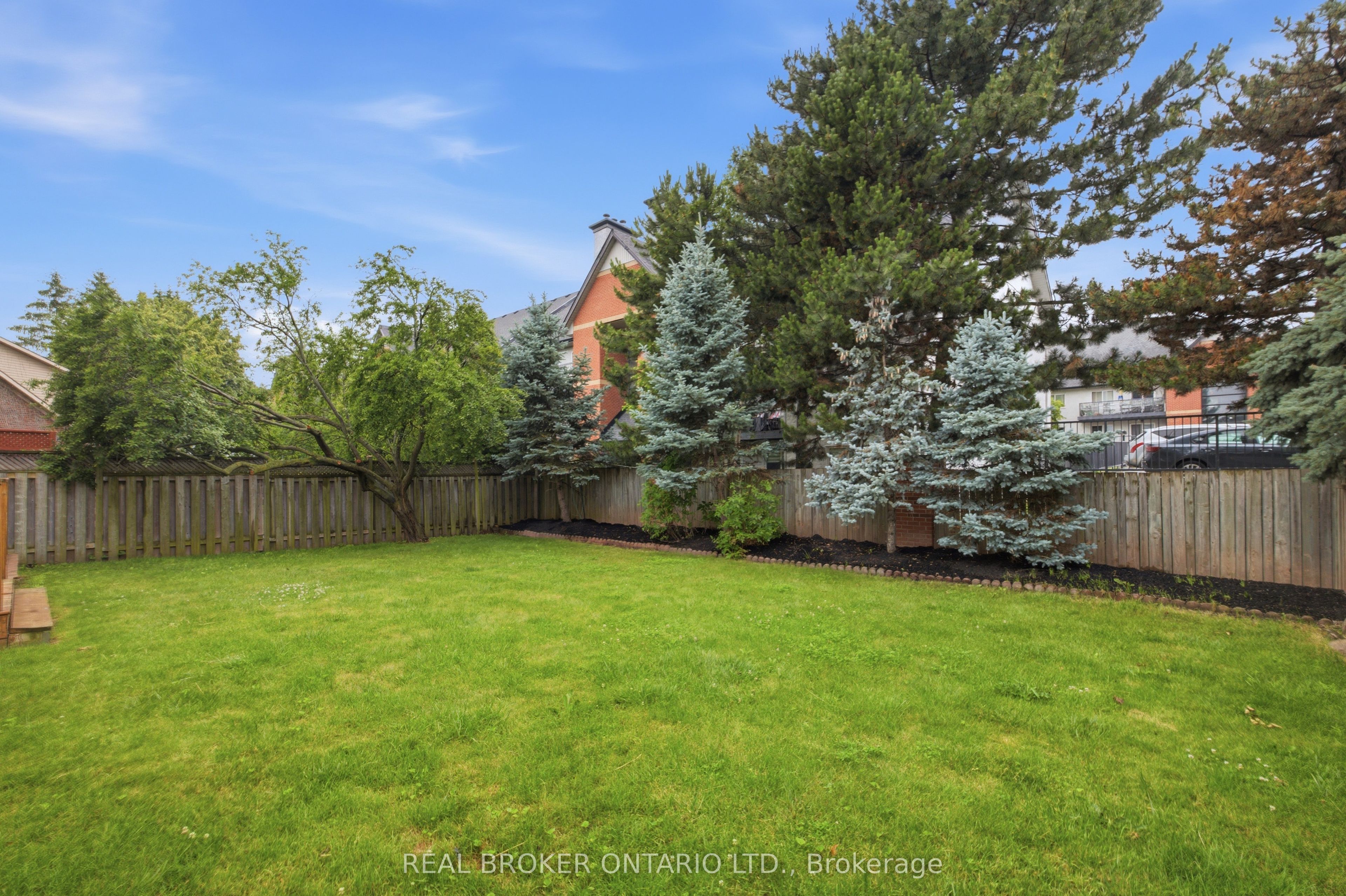 1356 Mapleridge Crescent Property Photo 42