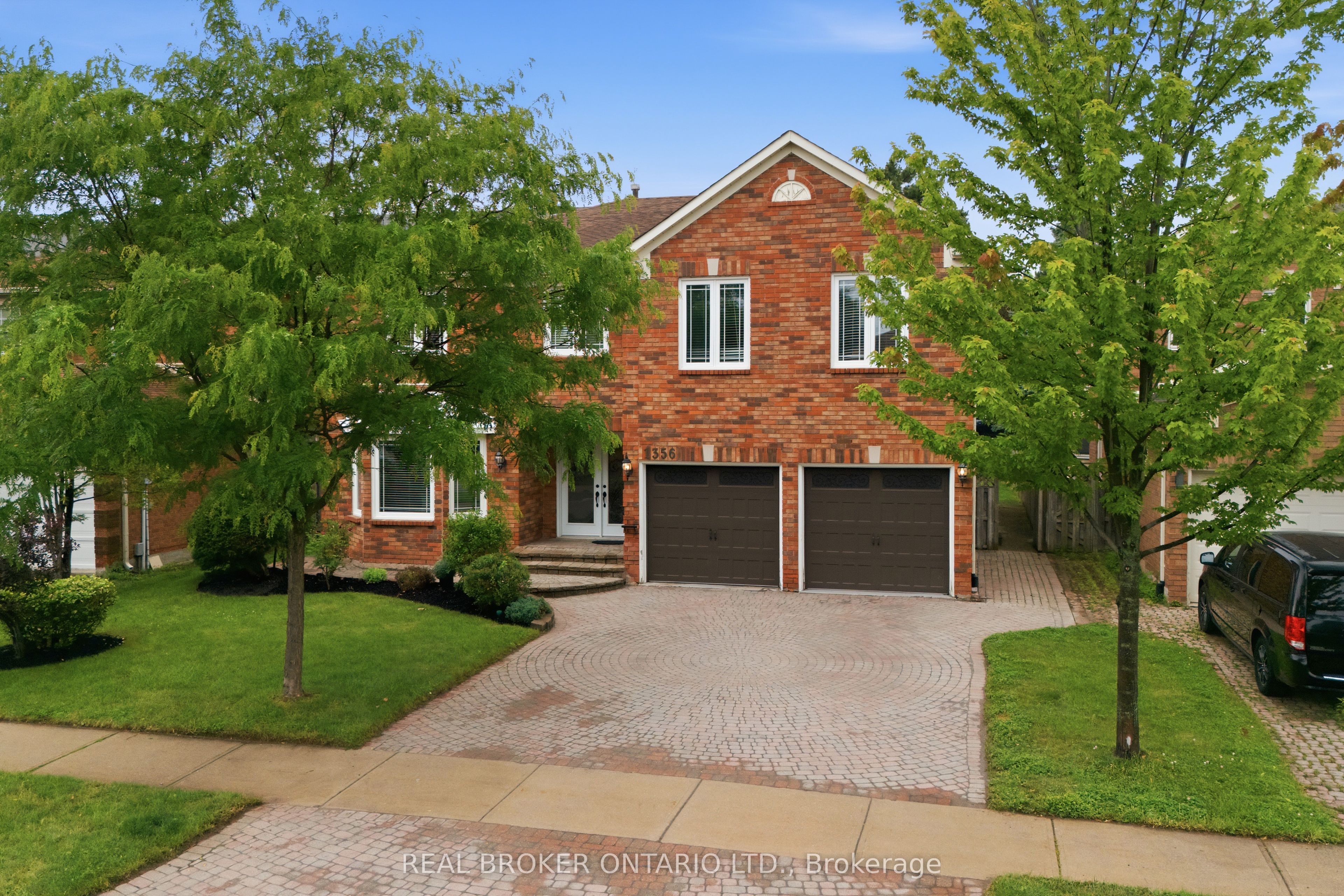 1356 Mapleridge Crescent Property Photo 43