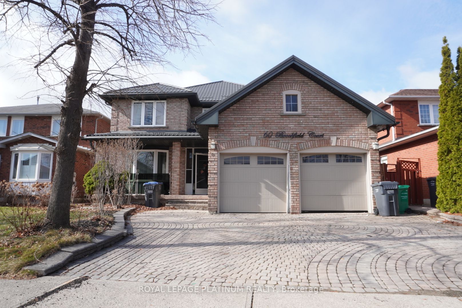 60 Brookfield Court Property Photo 1