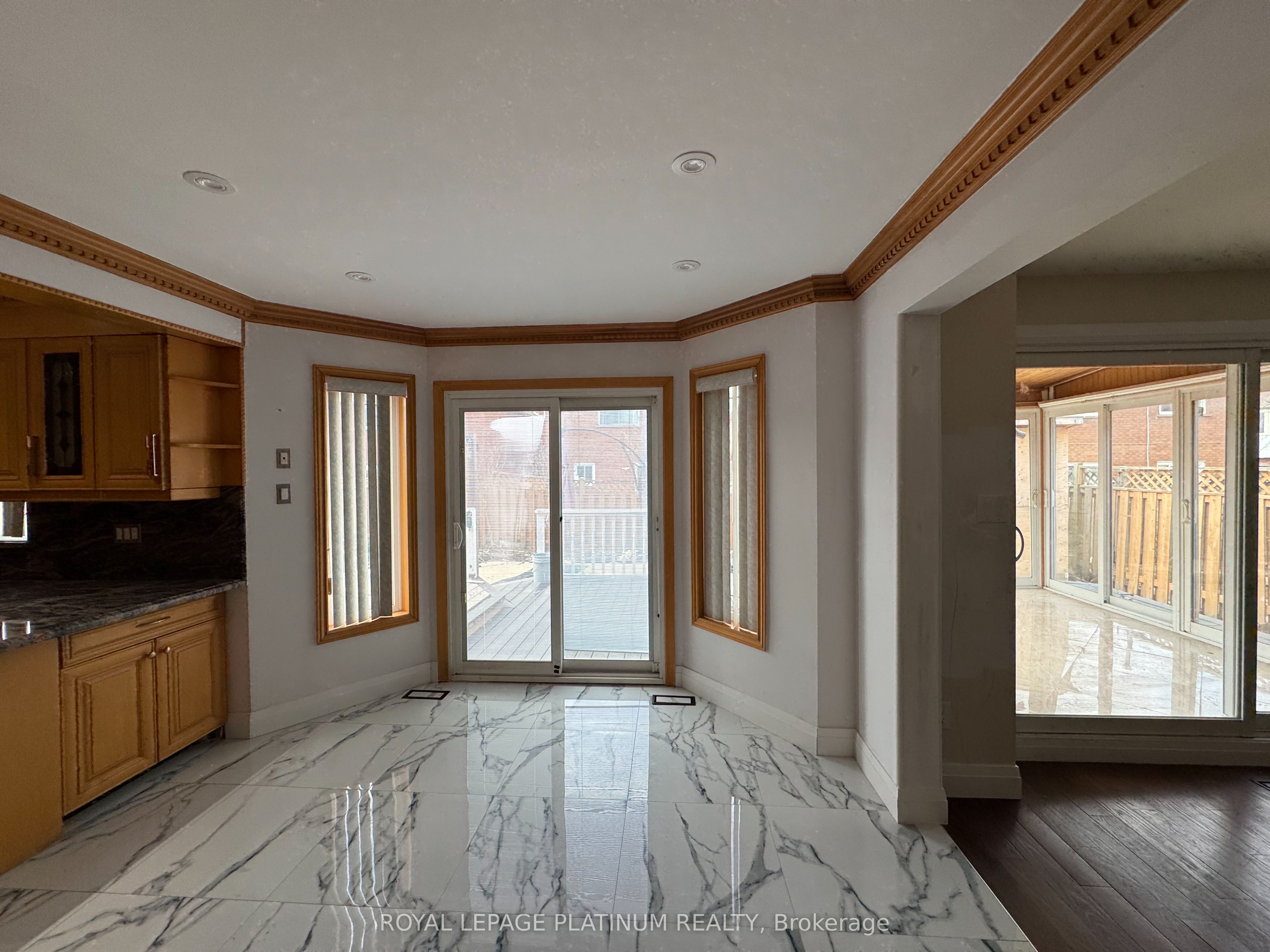60 Brookfield Court Property Photo 8