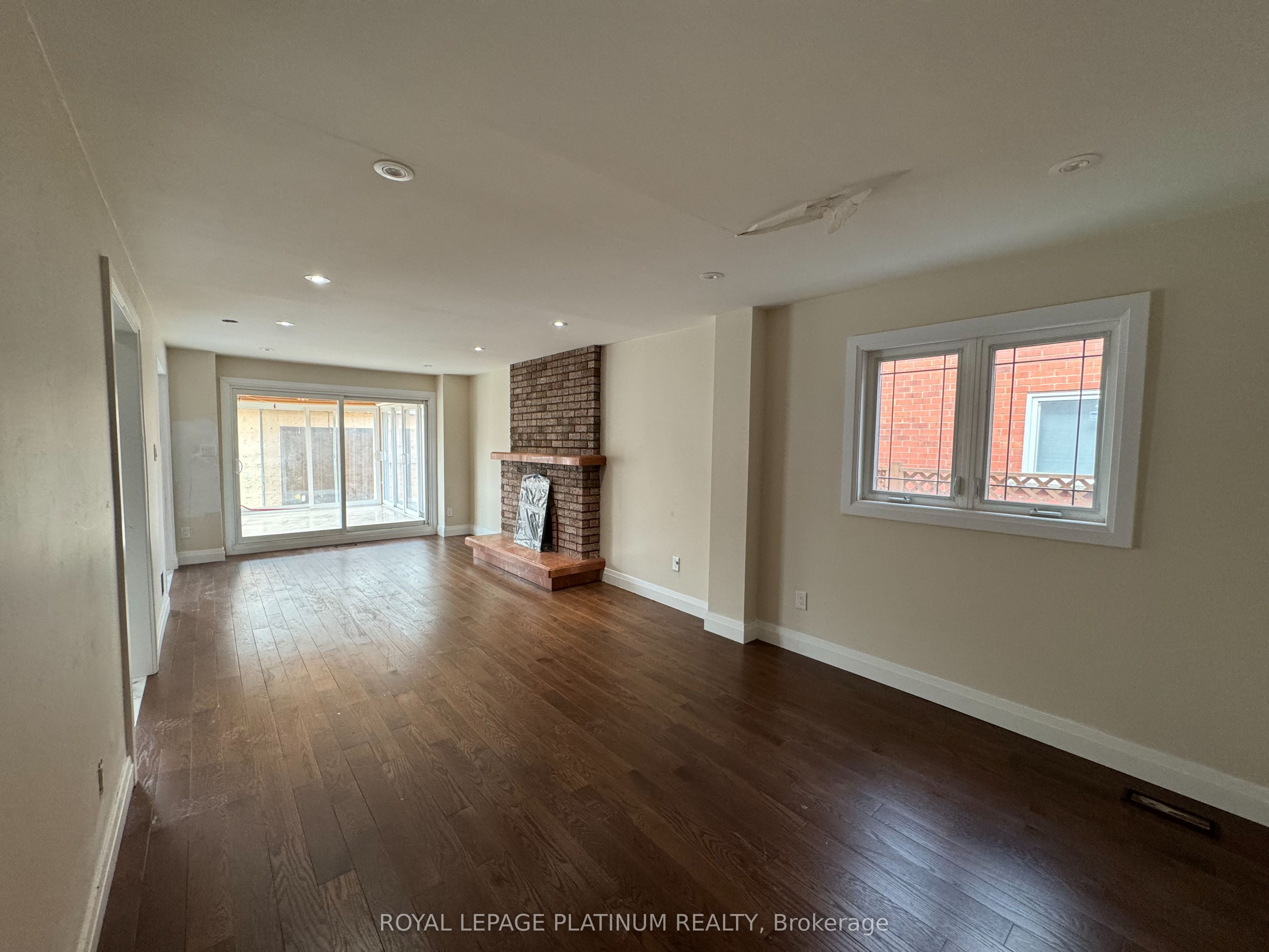60 Brookfield Court Property Photo 9