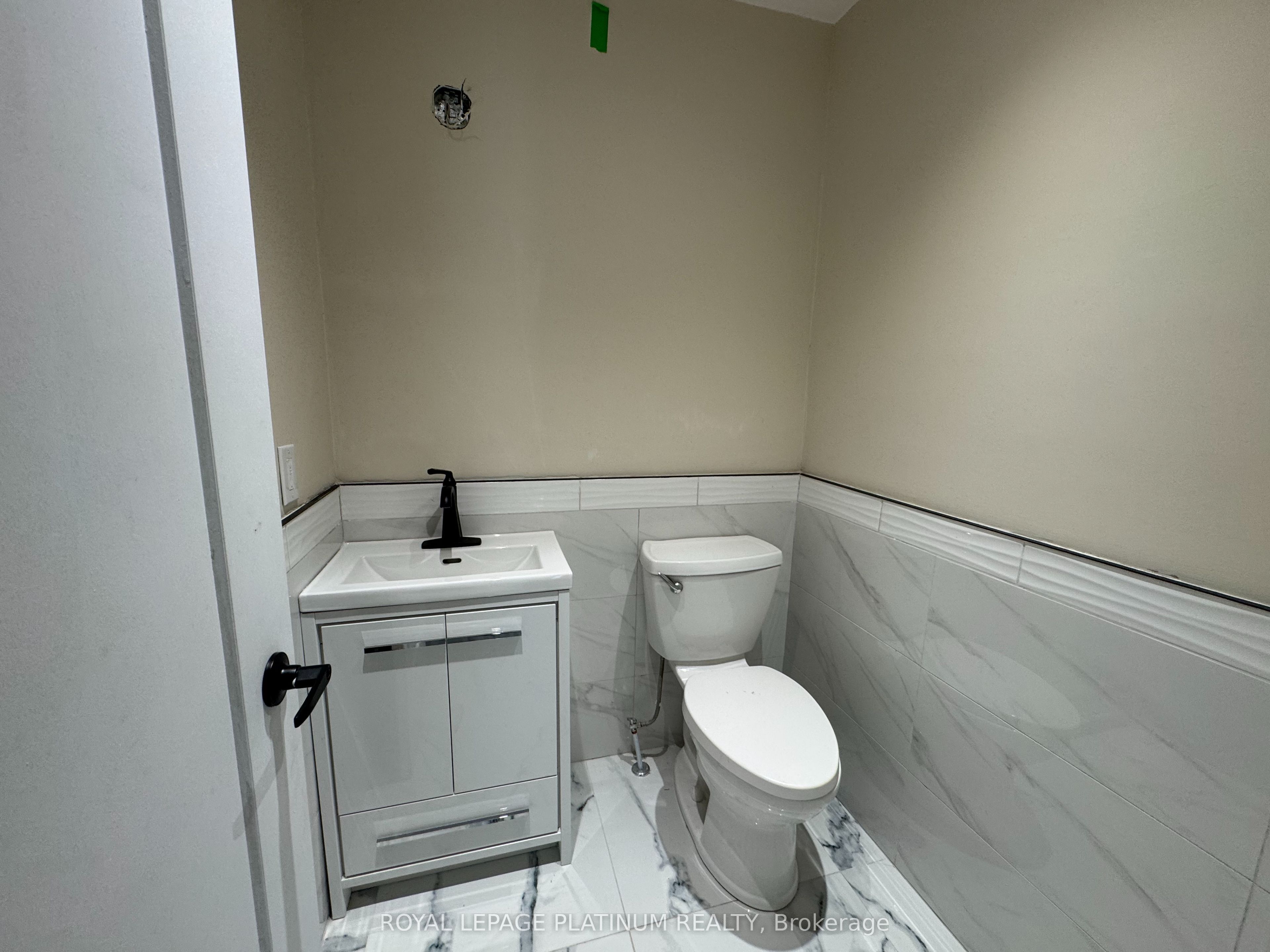 60 Brookfield Court Property Photo 12