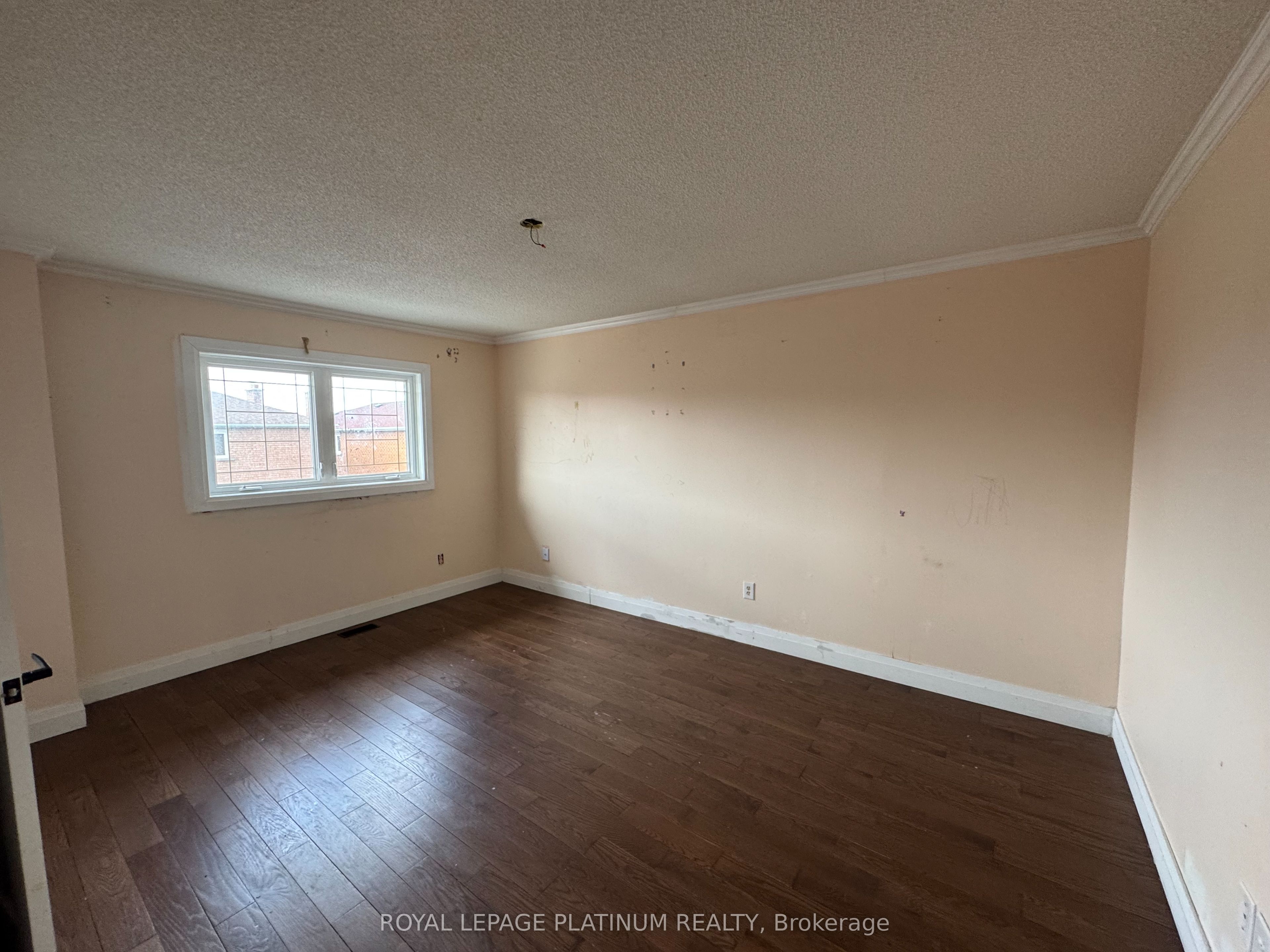 60 Brookfield Court Property Photo 15