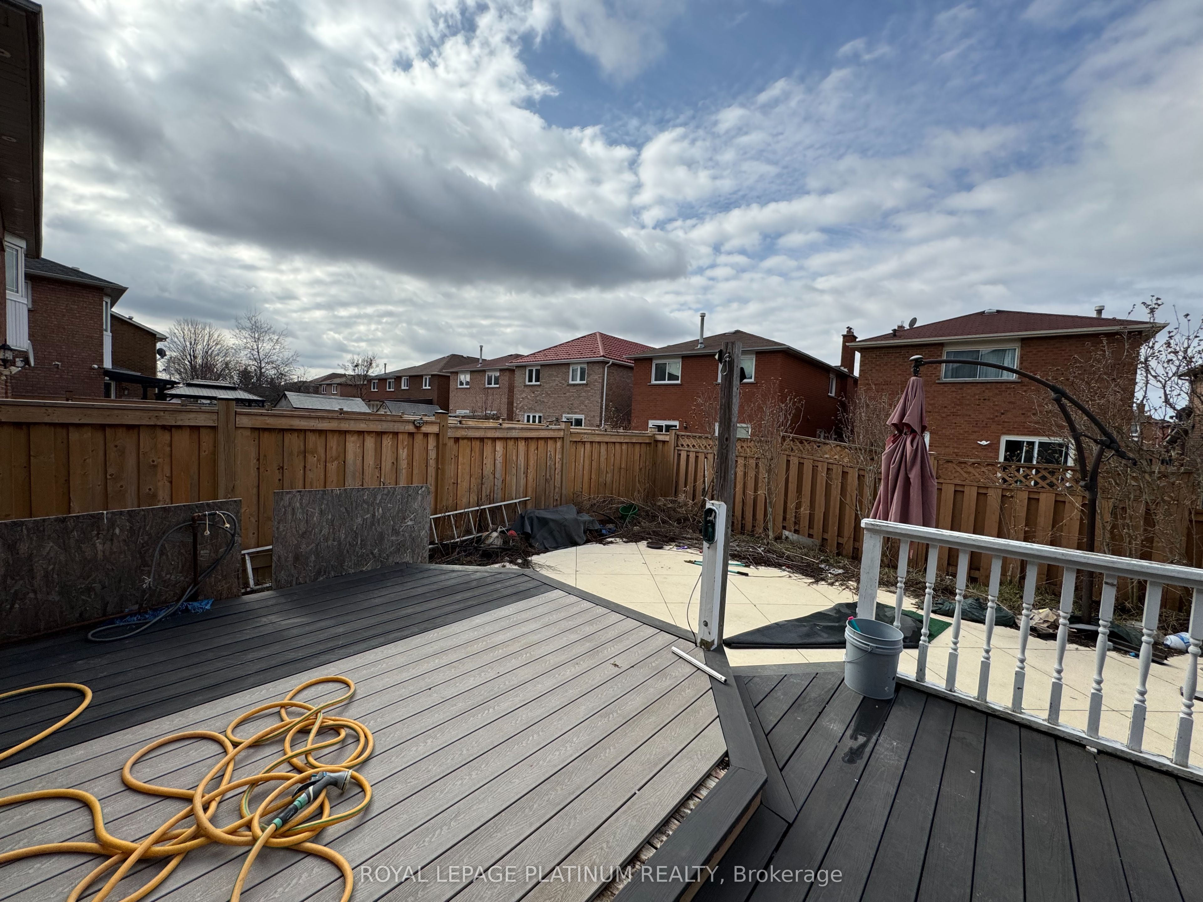 60 Brookfield Court Property Photo 22