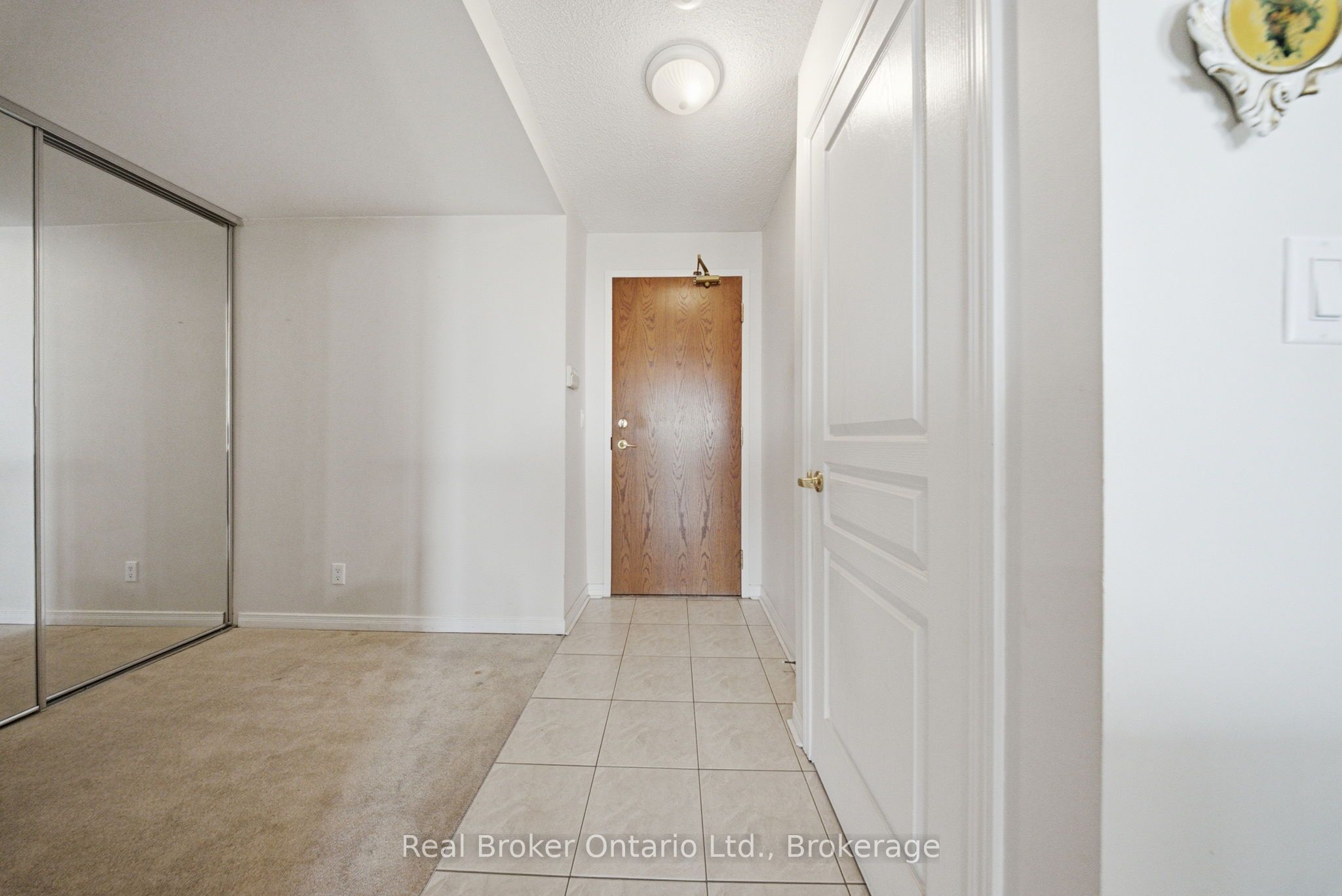 4879 Kimbermount Avenue 902 Property Photo 8