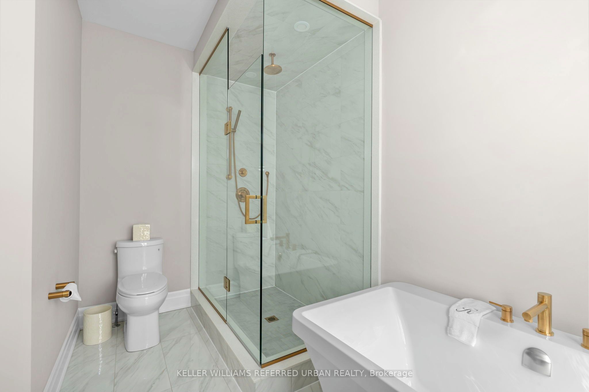1318 Courtleigh Trail Property Photo 20