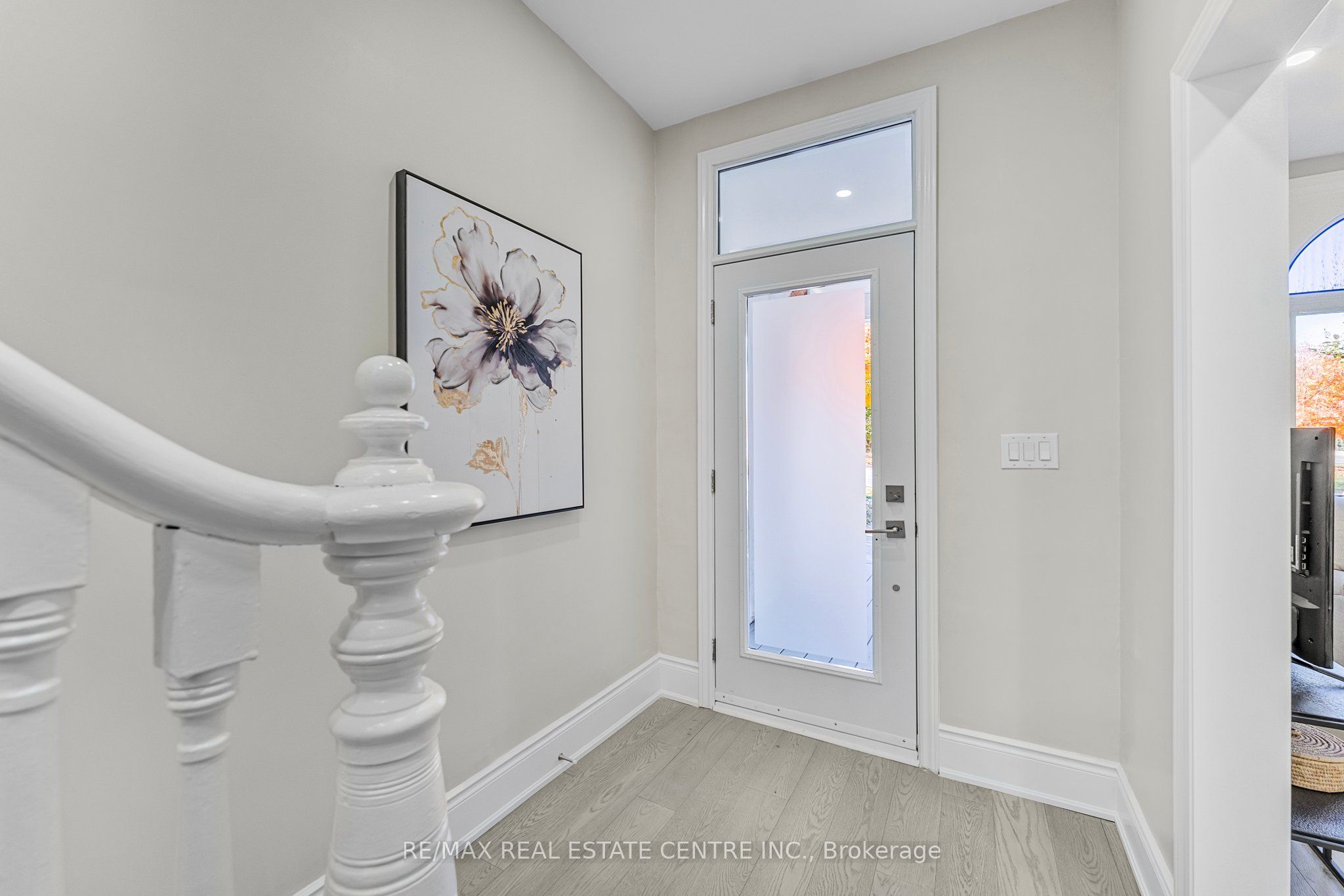 17 First Street Property Photo 6
