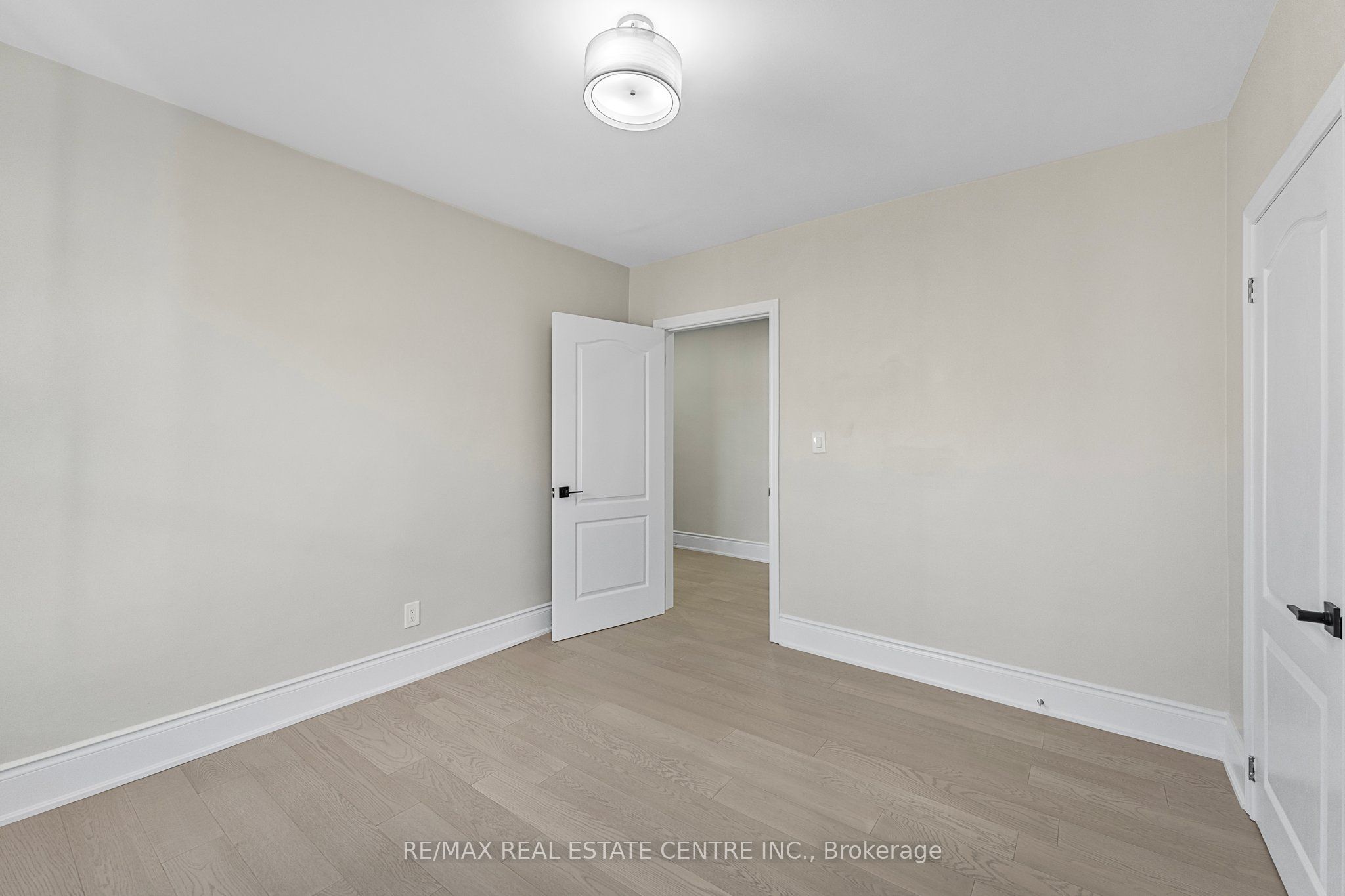 17 First Street Property Photo 32