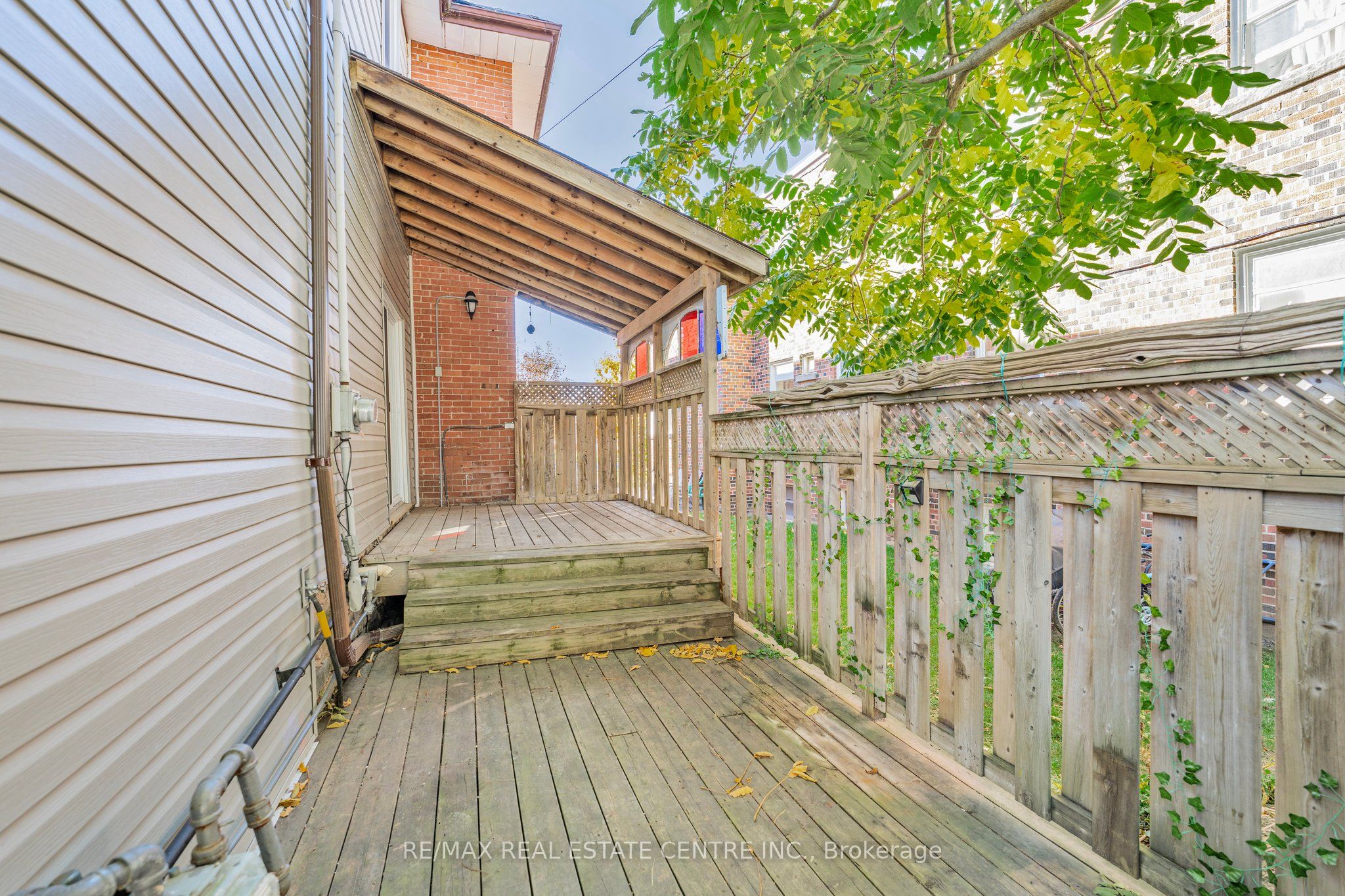 17 First Street Property Photo 41