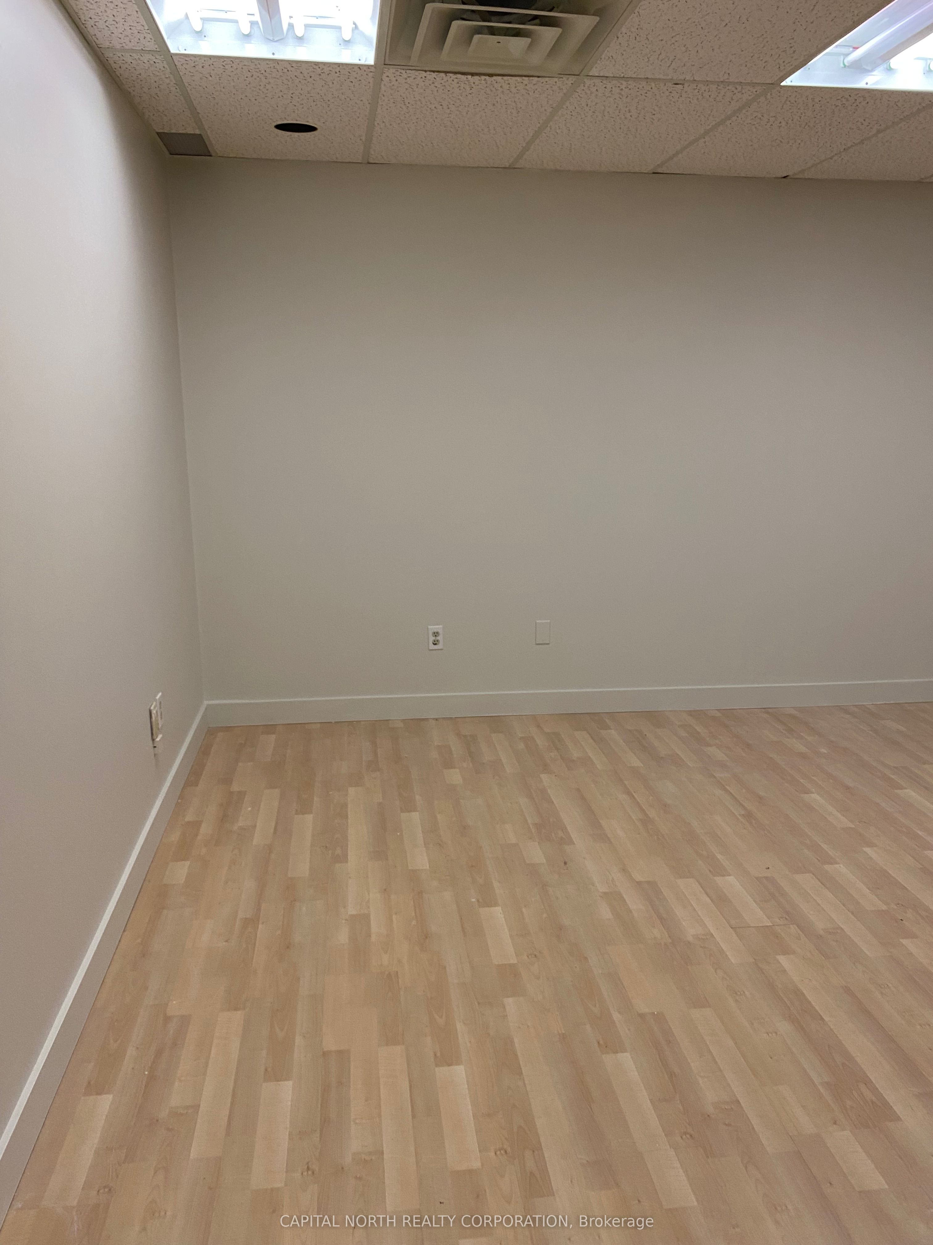 676 Appleby Line E-202 Property Photo 9