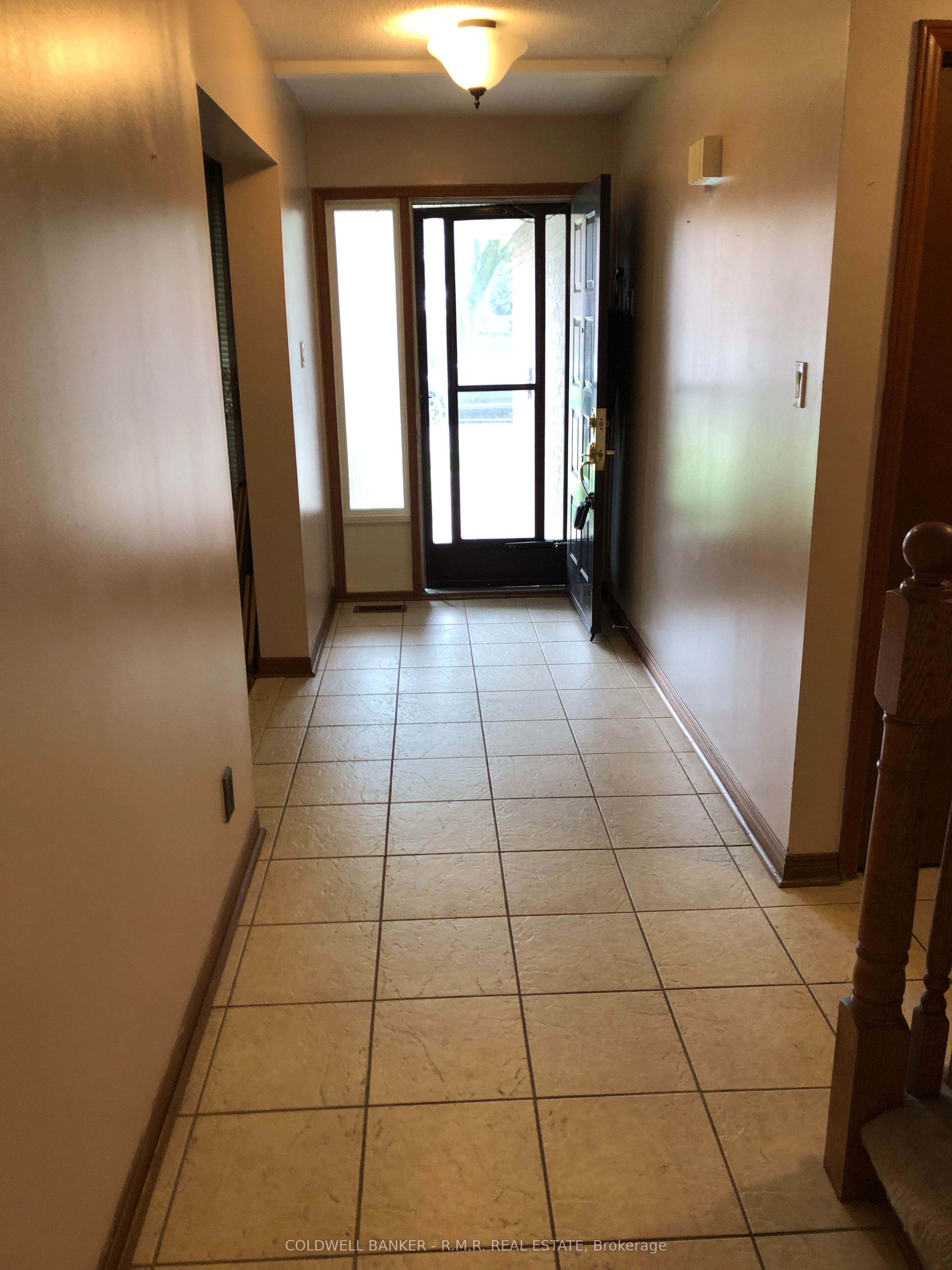 5 Brownridge Crescent Property Photo 3