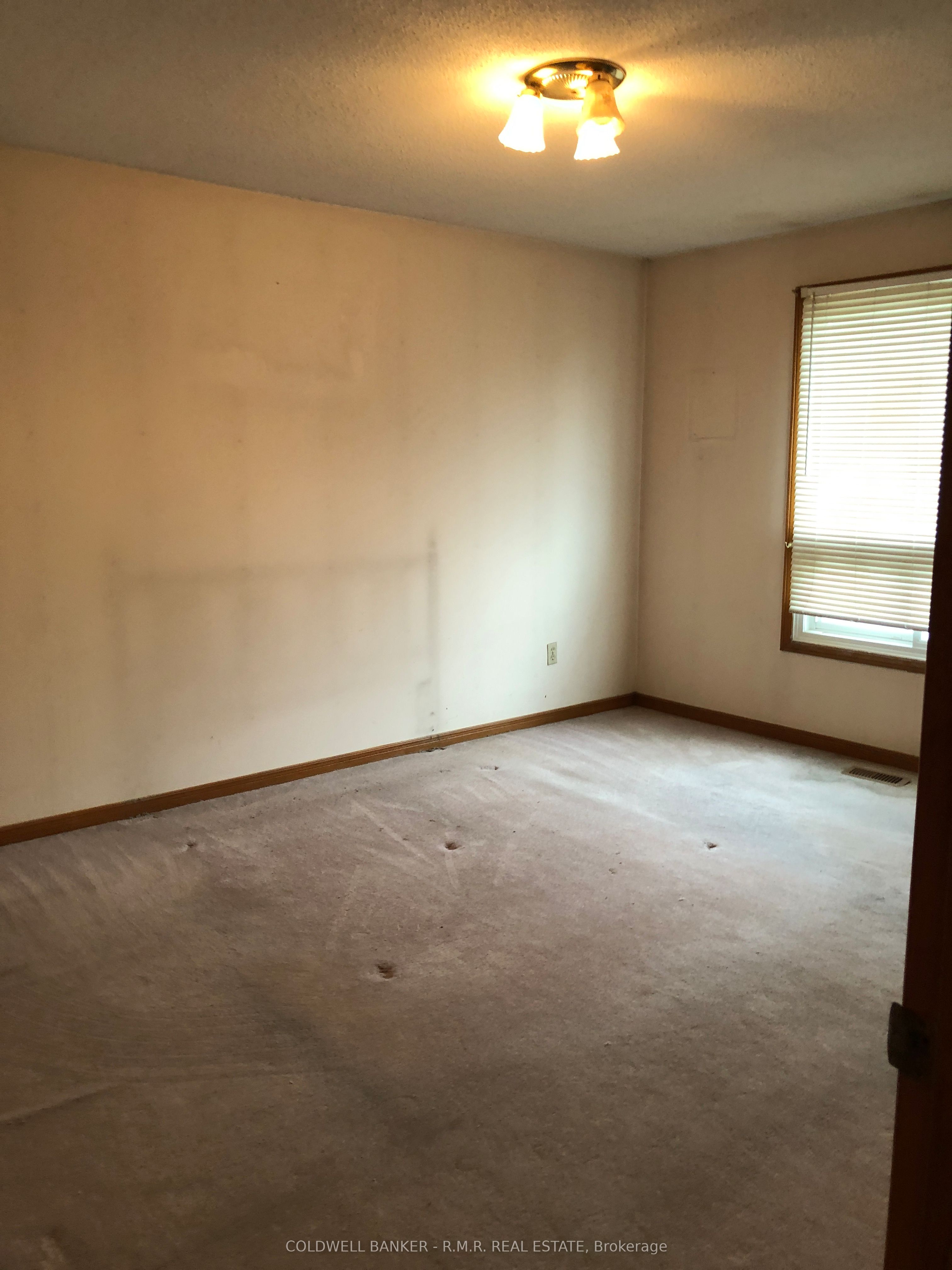 5 Brownridge Crescent Property Photo 8