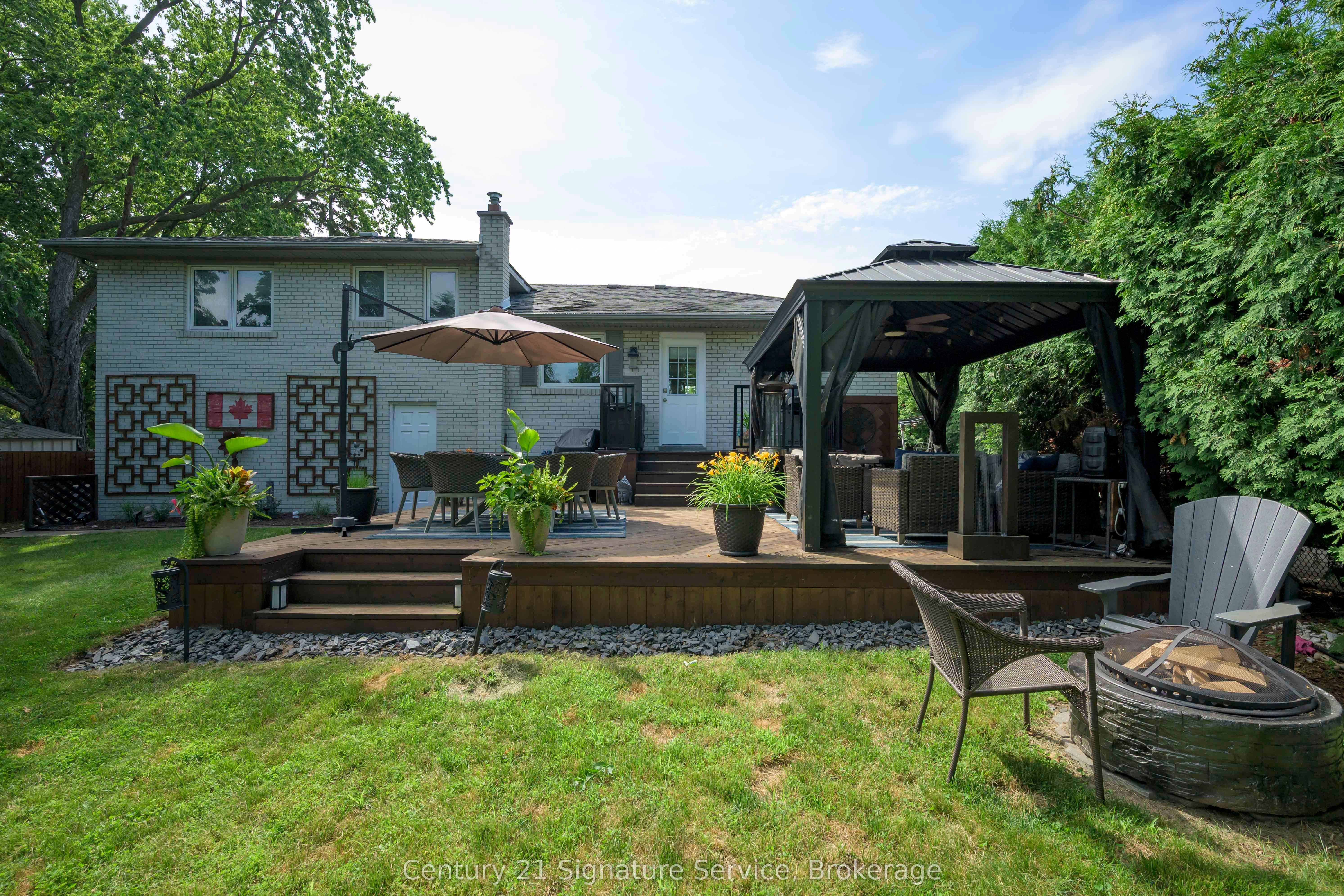 1563 Brentano Boulevard Property Photo 24