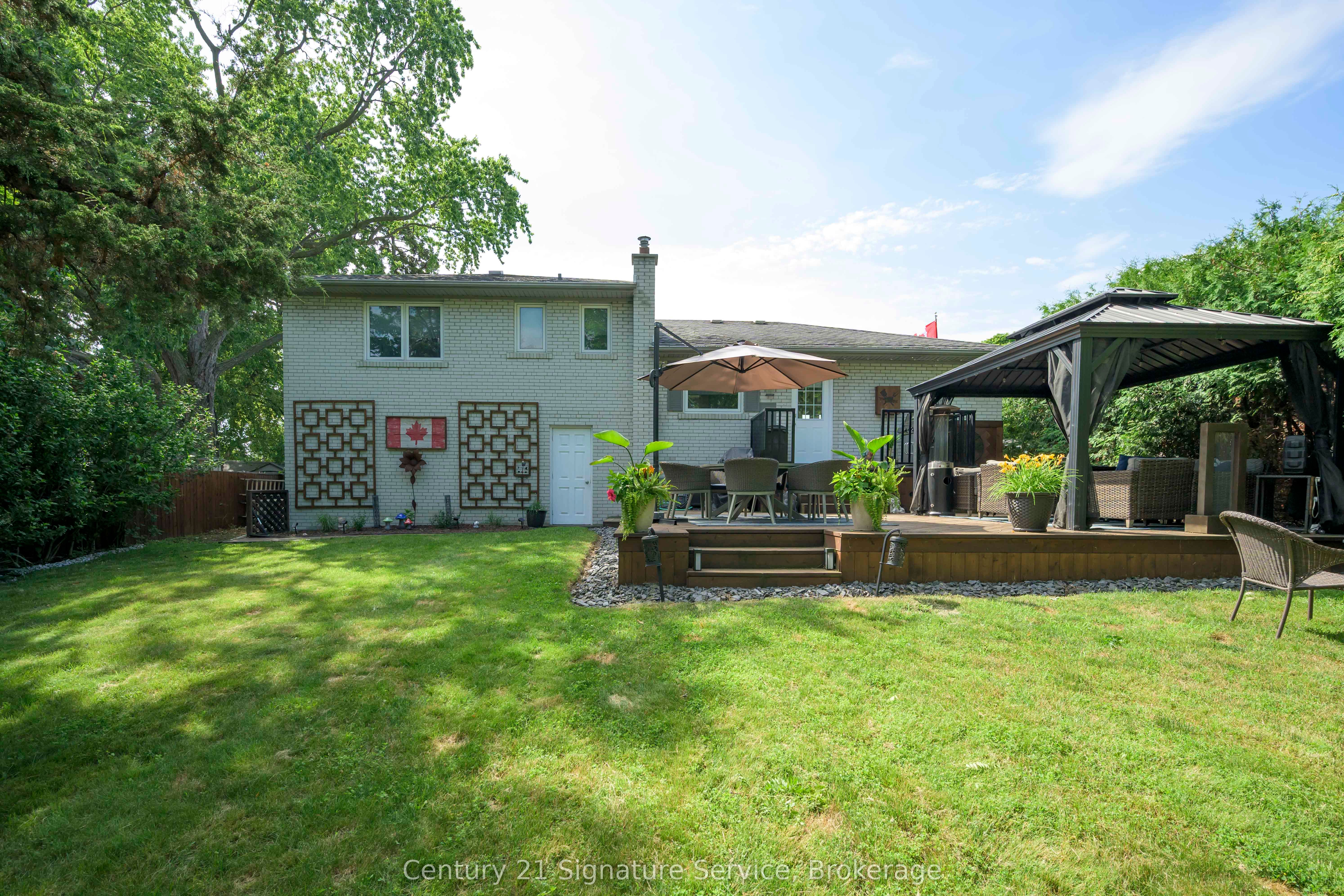 1563 Brentano Boulevard Property Photo 26