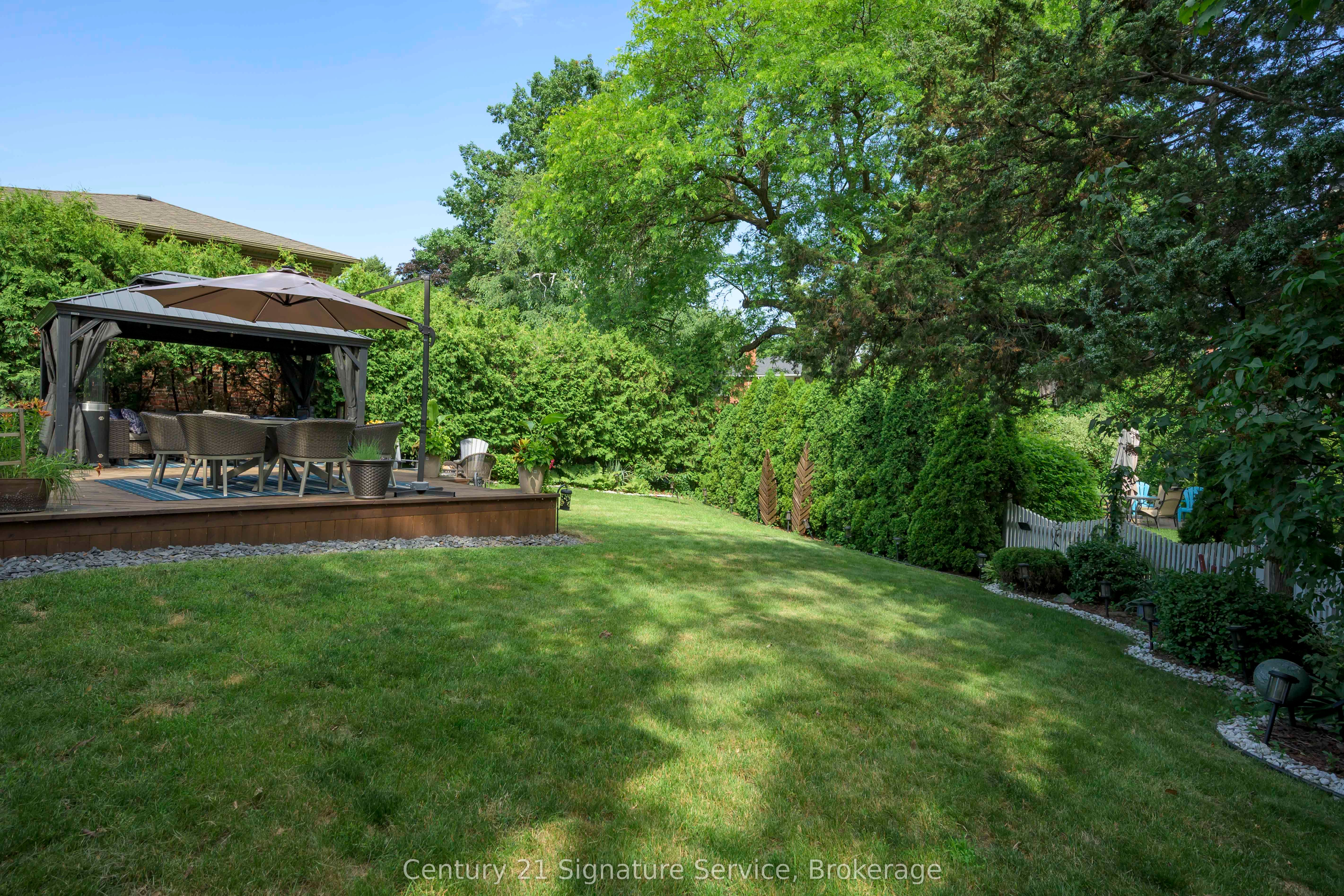 1563 Brentano Boulevard Property Photo 28