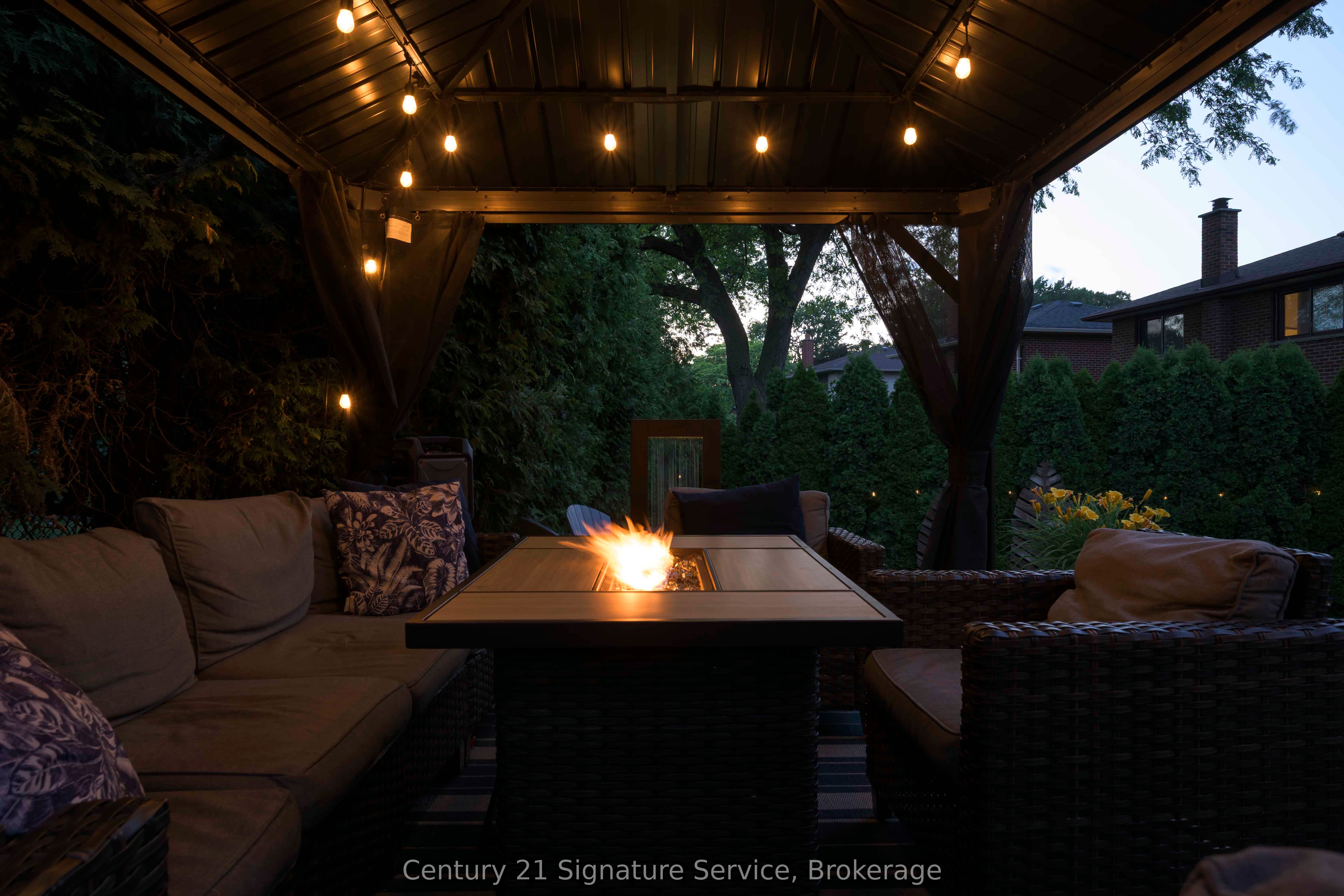 1563 Brentano Boulevard Property Photo 32