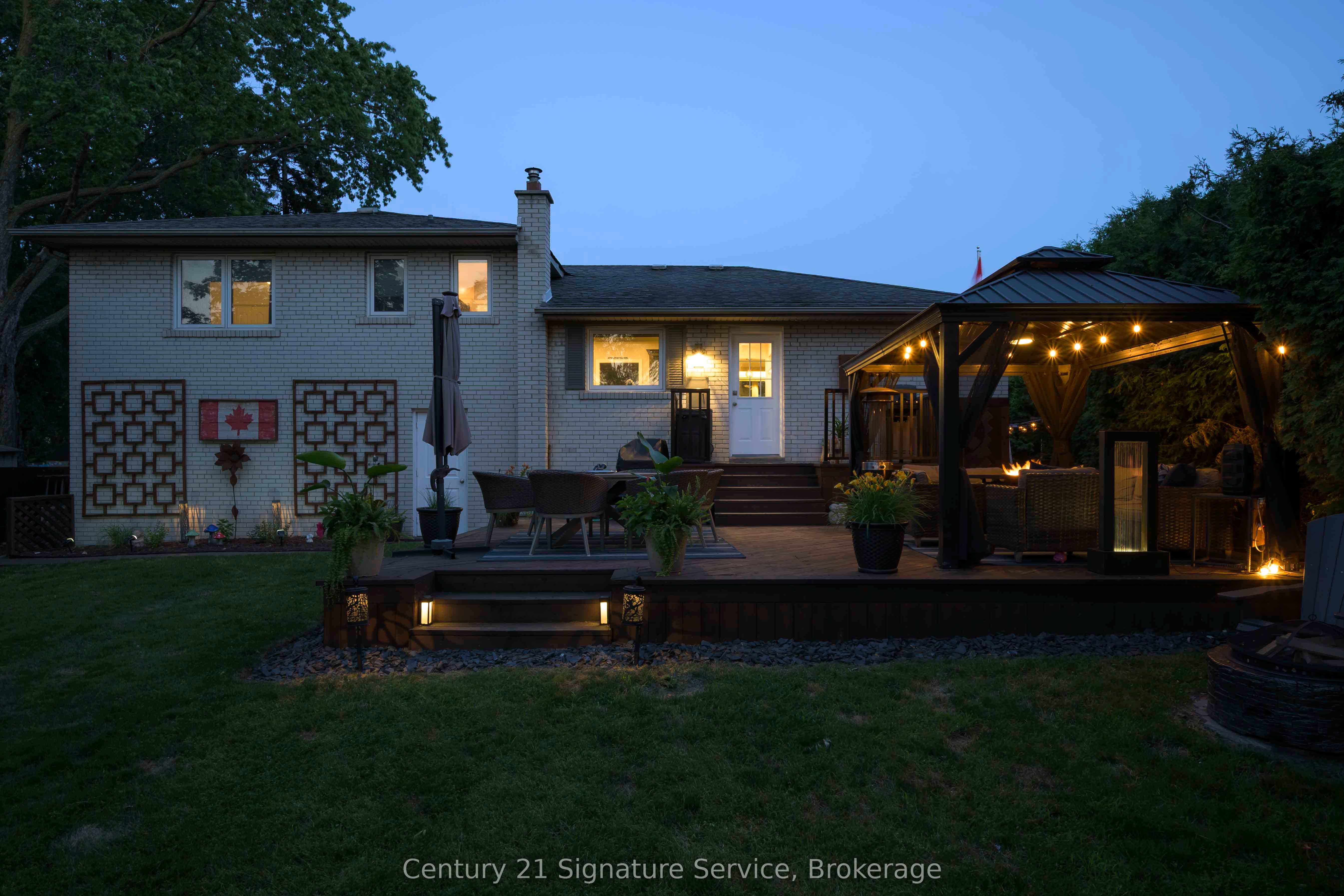 1563 Brentano Boulevard Property Photo 33