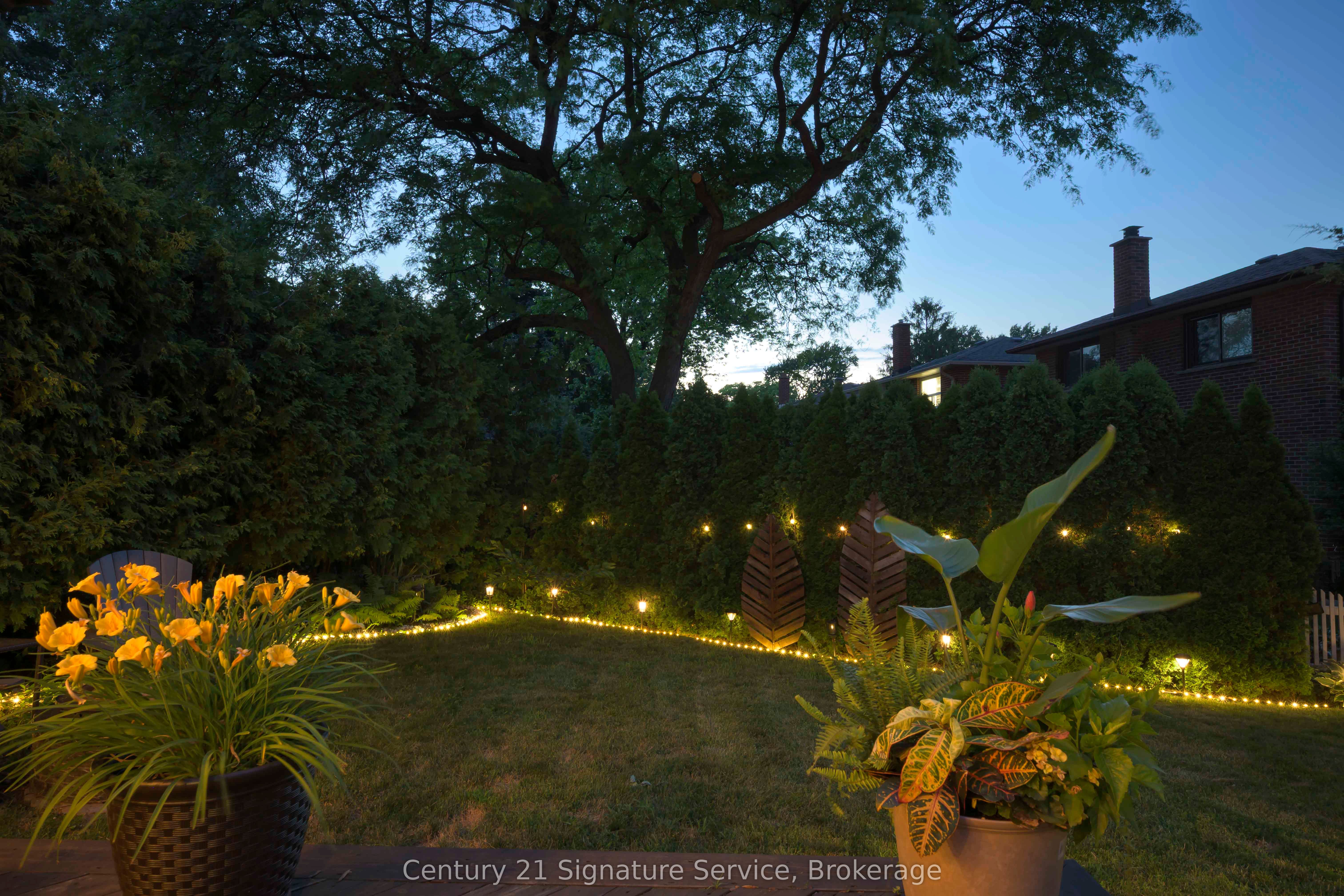 1563 Brentano Boulevard Property Photo 34