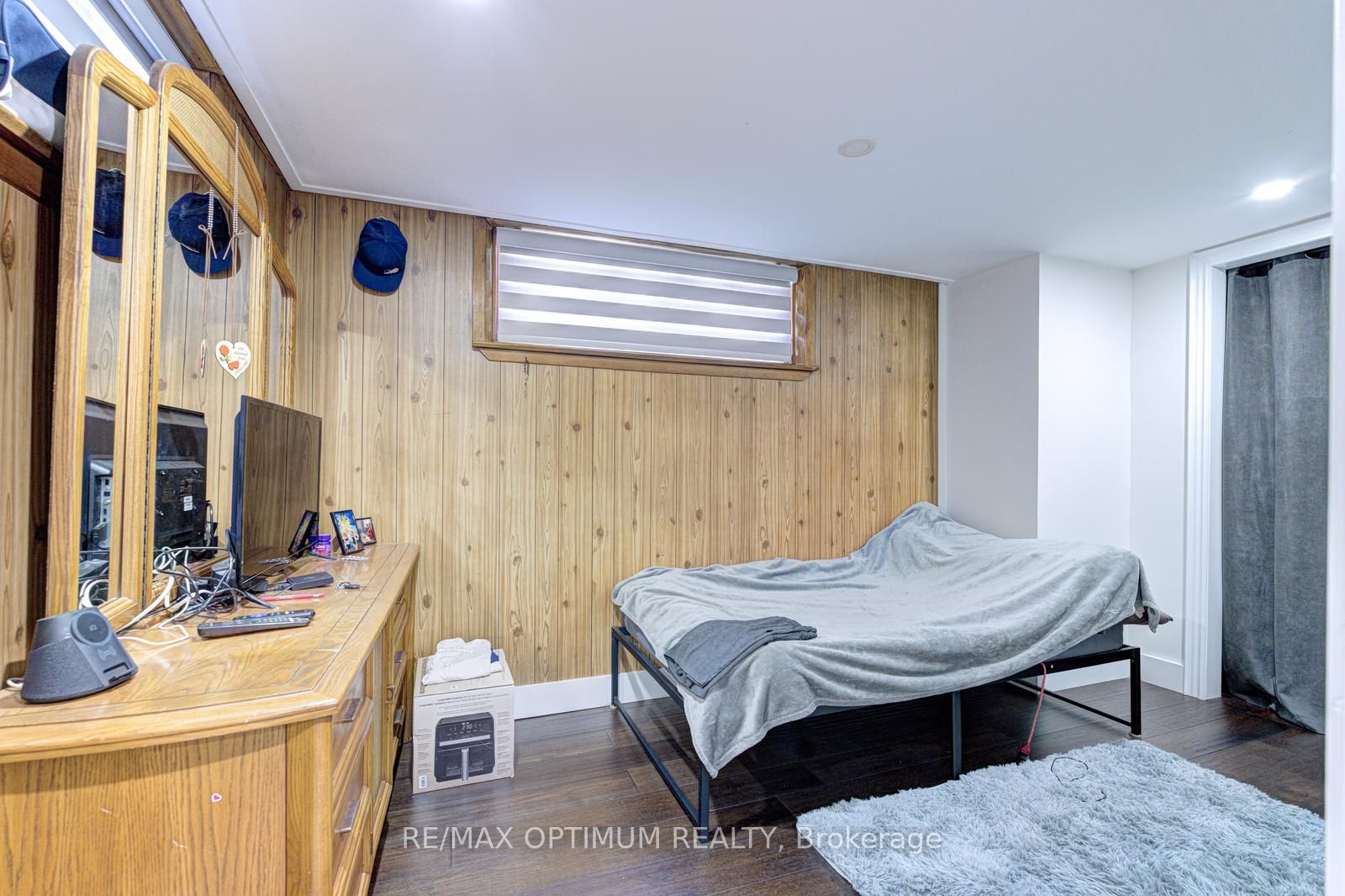 1747 Coram Crescent Property Photo 29