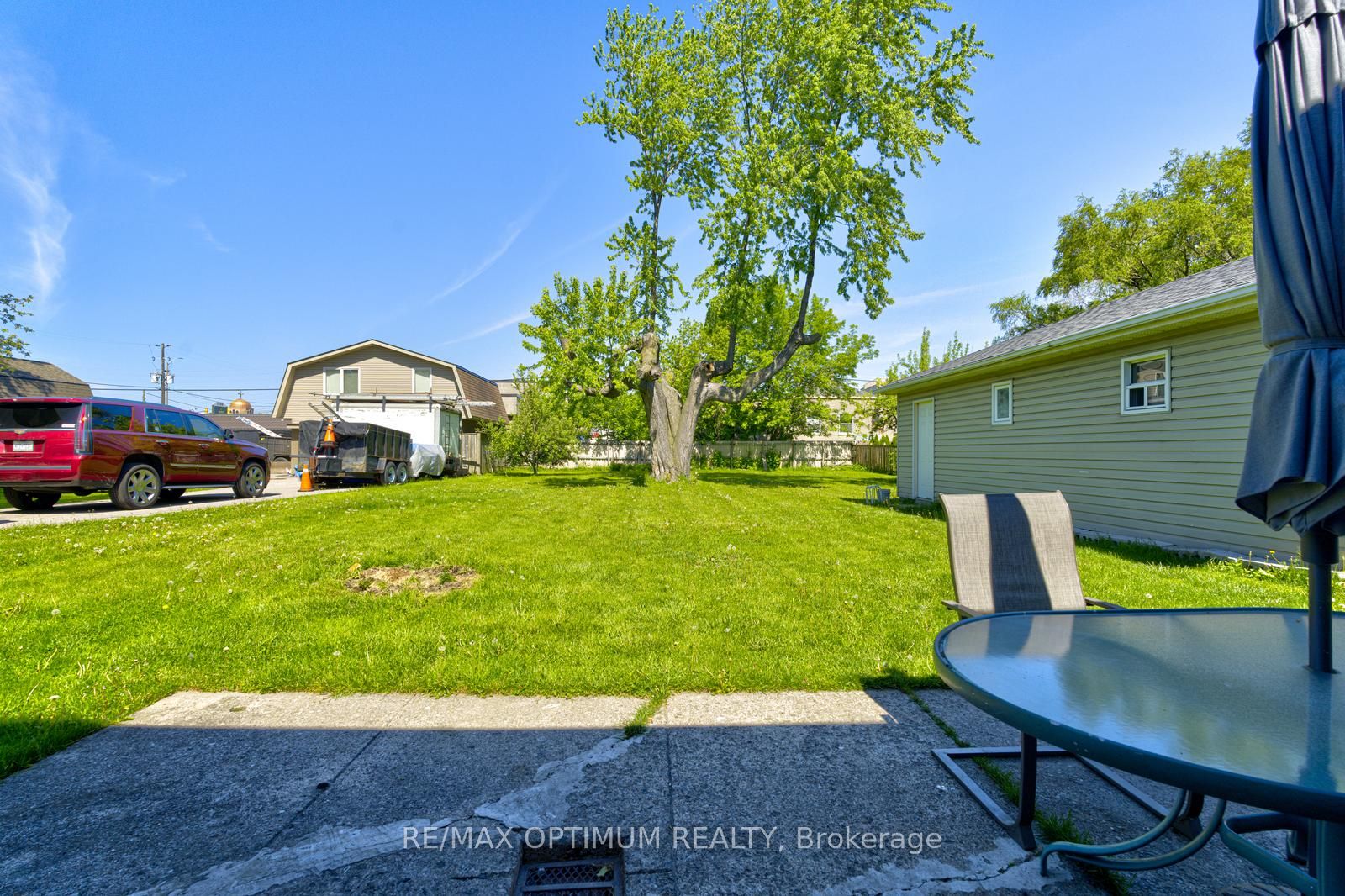 1747 Coram Crescent Property Photo 37