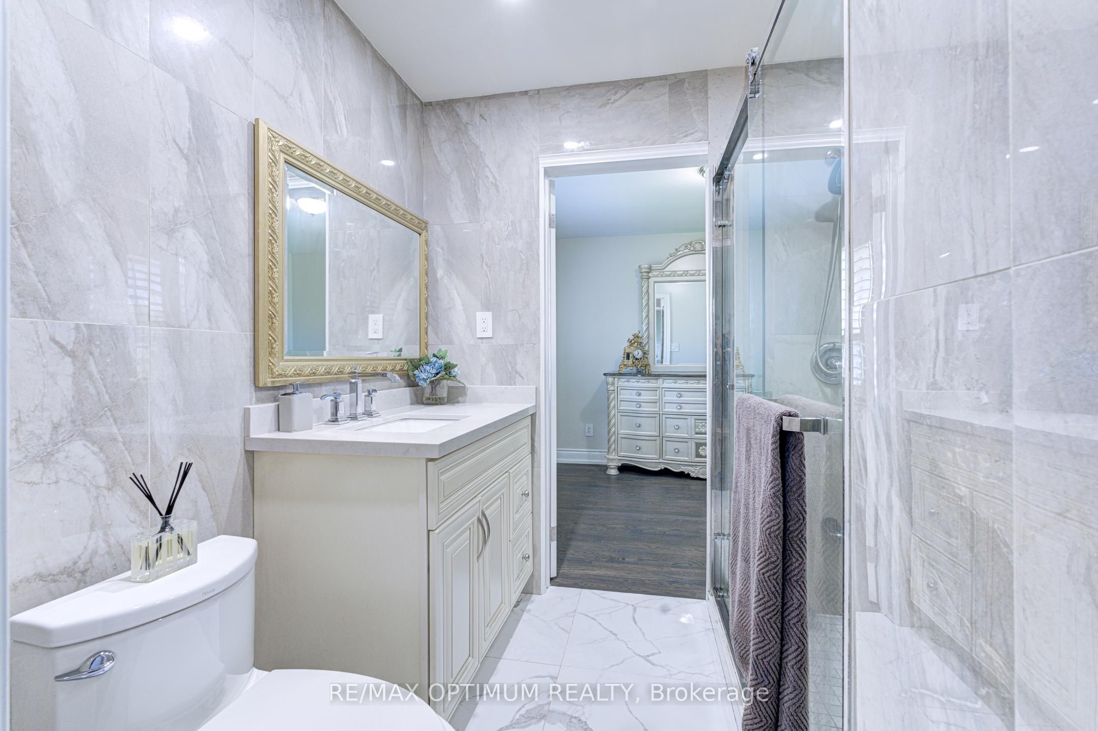 6 Evernby Boulevard Property Photo 20