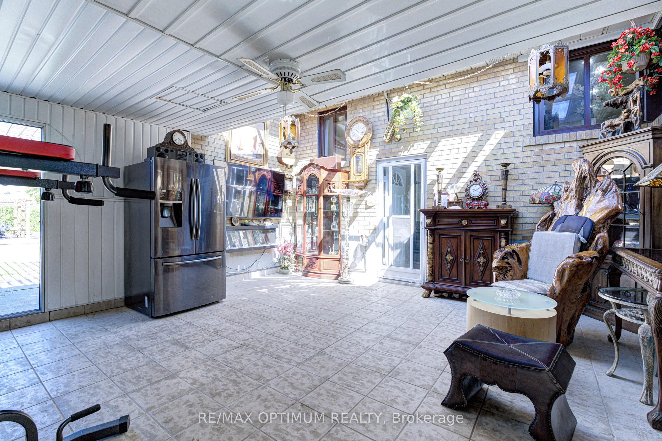 6 Evernby Boulevard Property Photo 33
