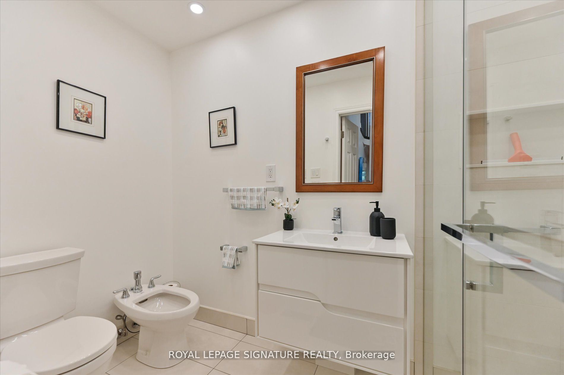 3417 Sanderling Crescent Property Photo 17