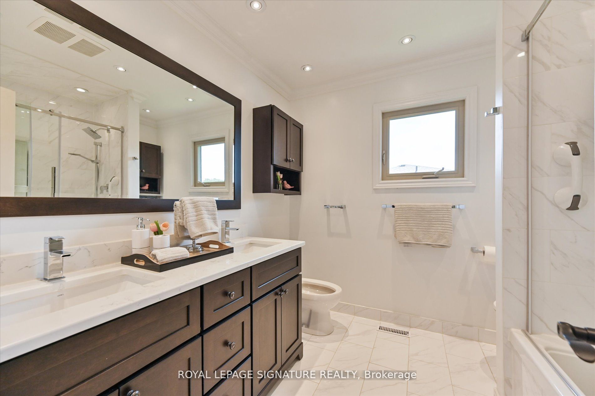 3417 Sanderling Crescent Property Photo 28